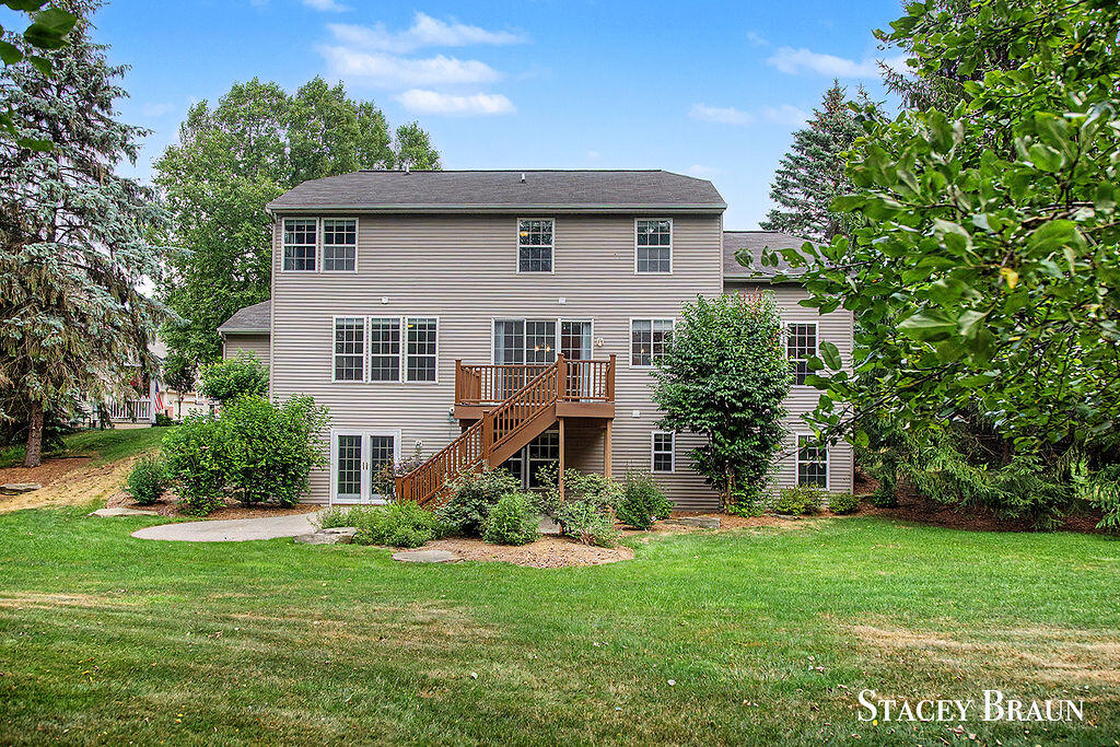 5420 Clemwood Court SE Ada MI 49301