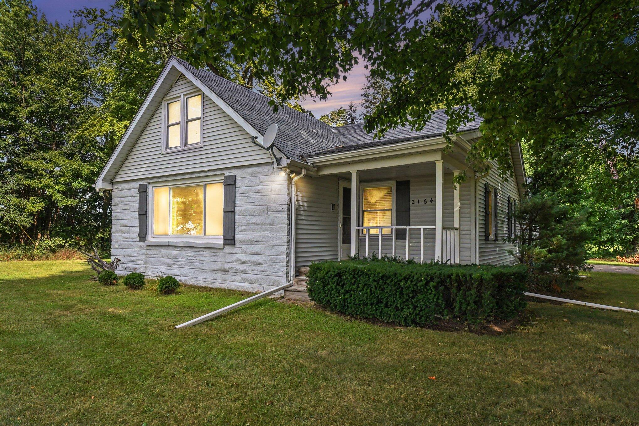 21648 E Us-12 Edwardsburg MI 49112