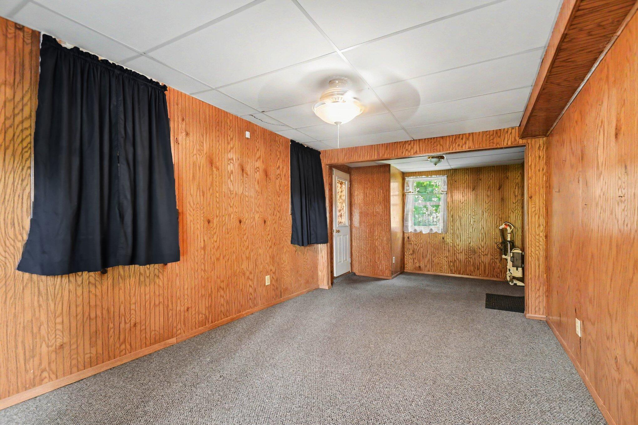 21648 E Us-12 Edwardsburg MI 49112