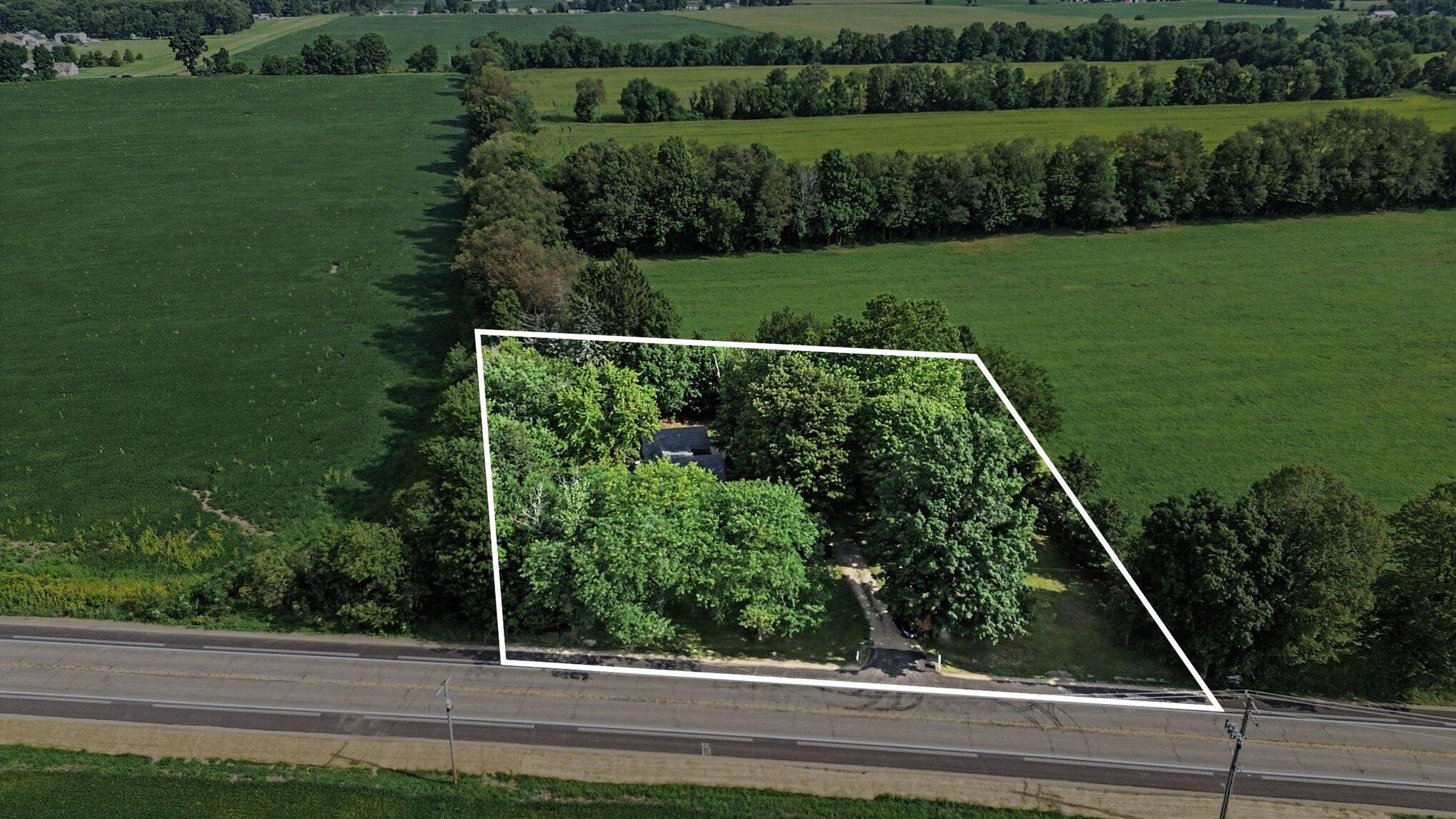 21648 E Us-12 Edwardsburg MI 49112