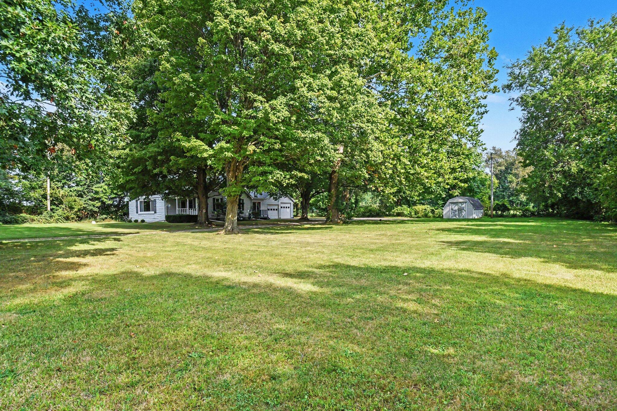 21648 E Us-12 Edwardsburg MI 49112