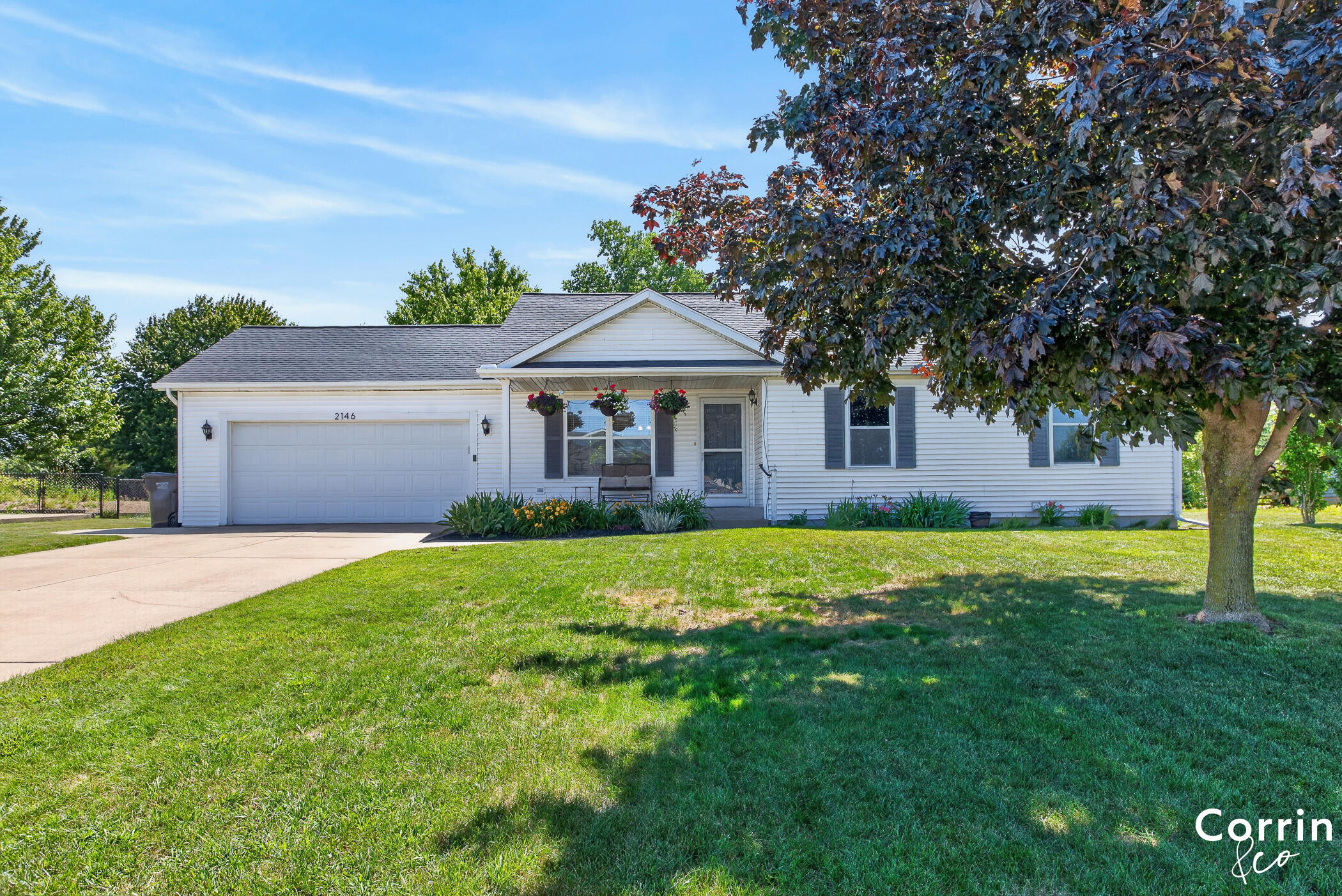 2146 E Maple Court Zeeland MI 49464