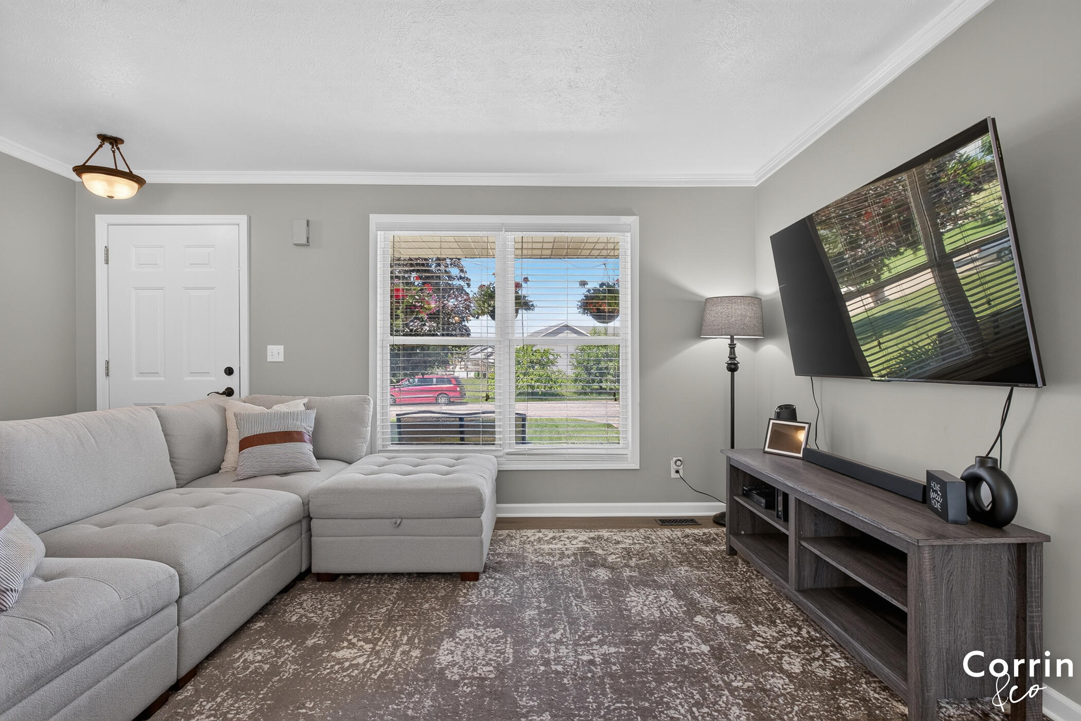2146 E Maple Court Zeeland MI 49464