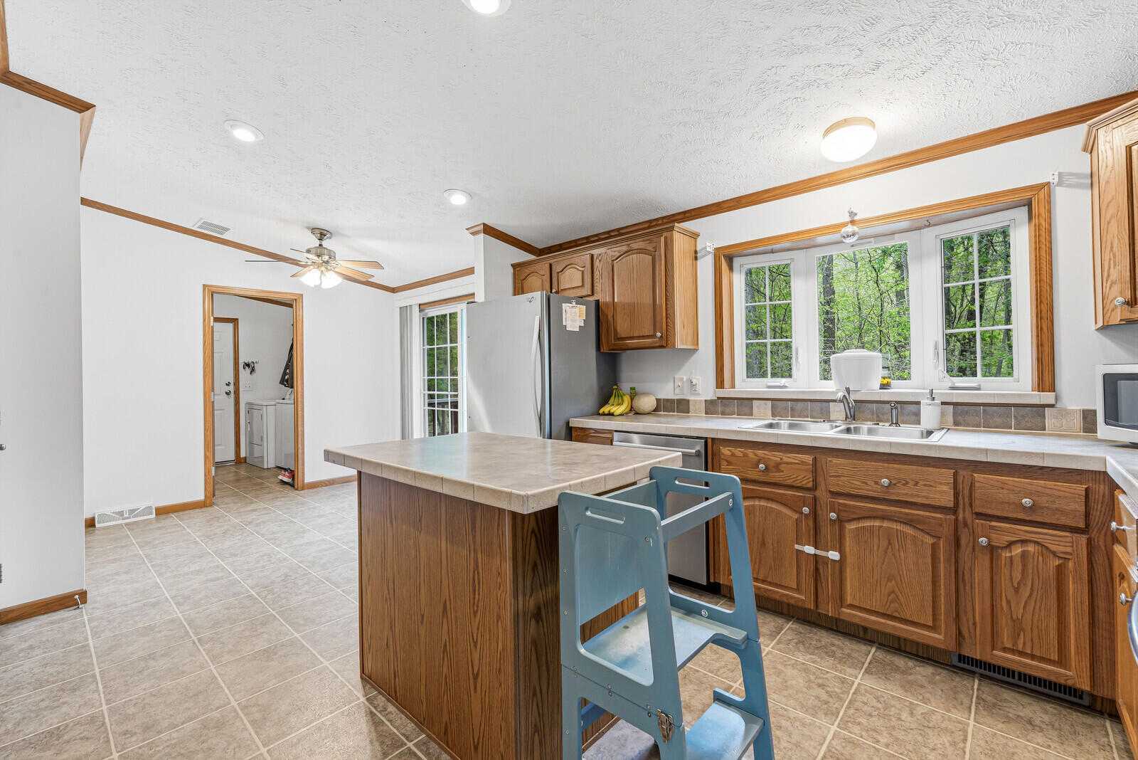 26671 M 60 Cassopolis MI 49031