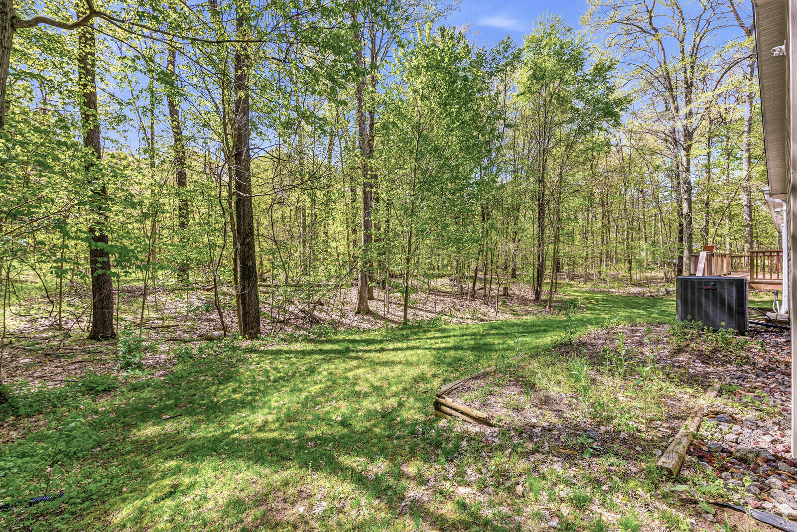 26671 M 60 Cassopolis MI 49031