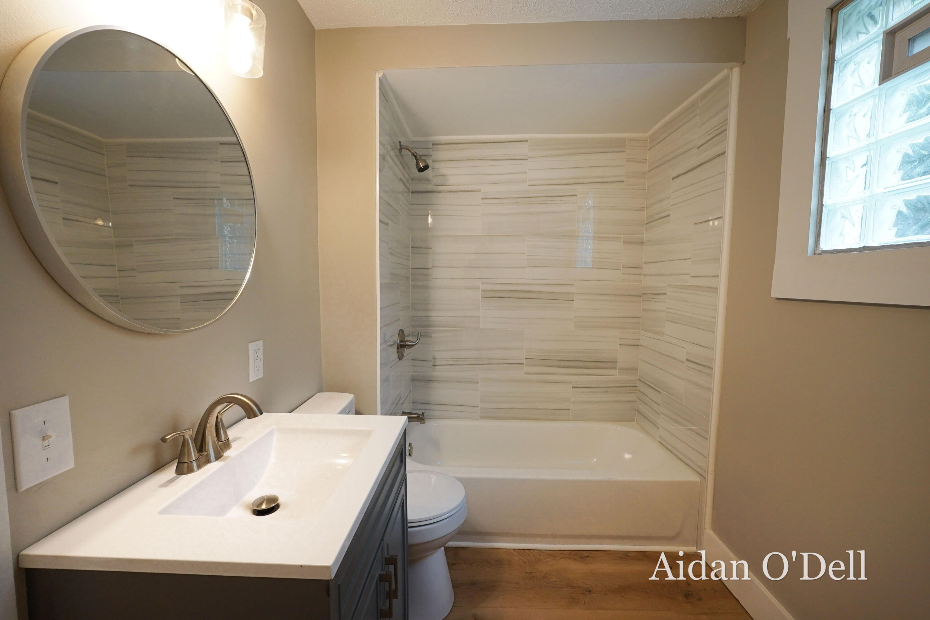 1332 Bridge Street NW Grand Rapids MI 49504
