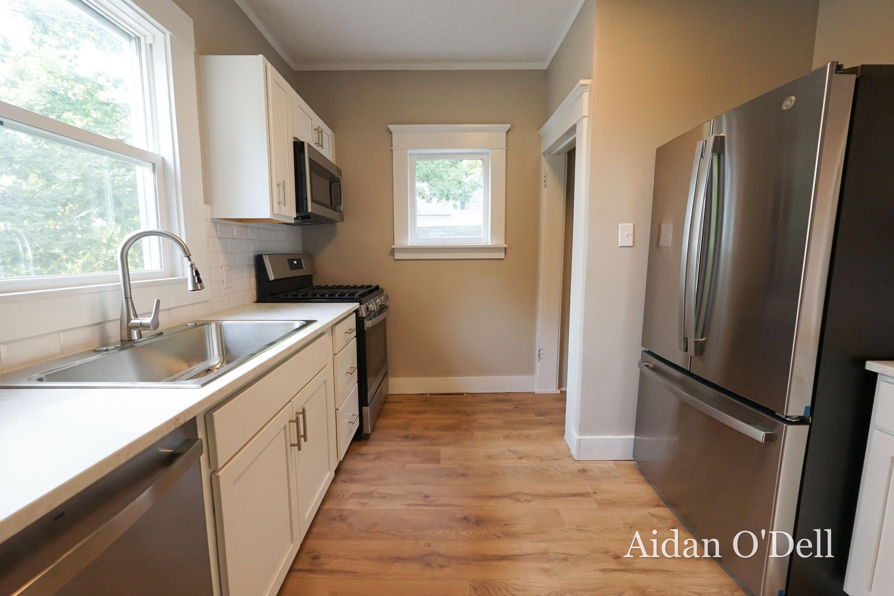 1332 Bridge Street NW Grand Rapids MI 49504