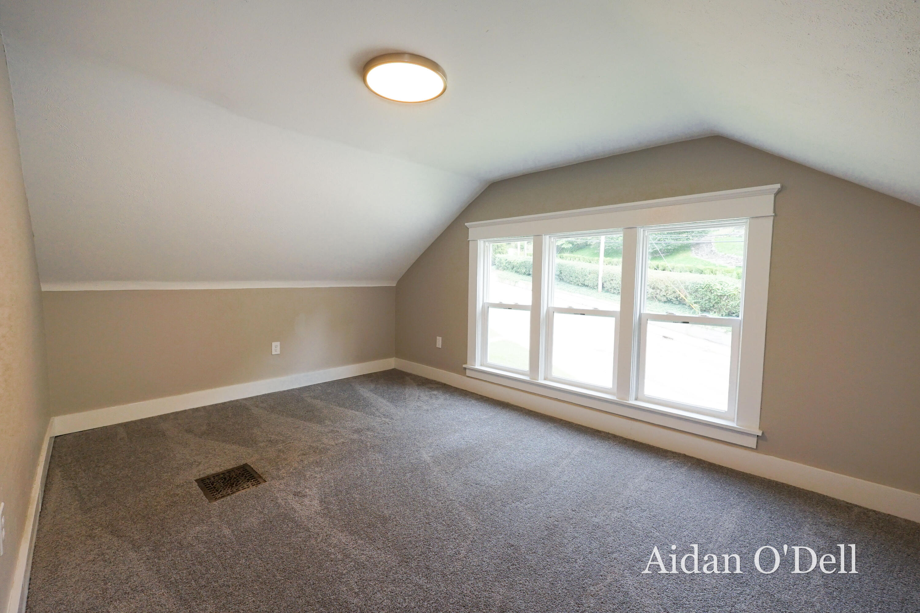 1332 Bridge Street NW Grand Rapids MI 49504