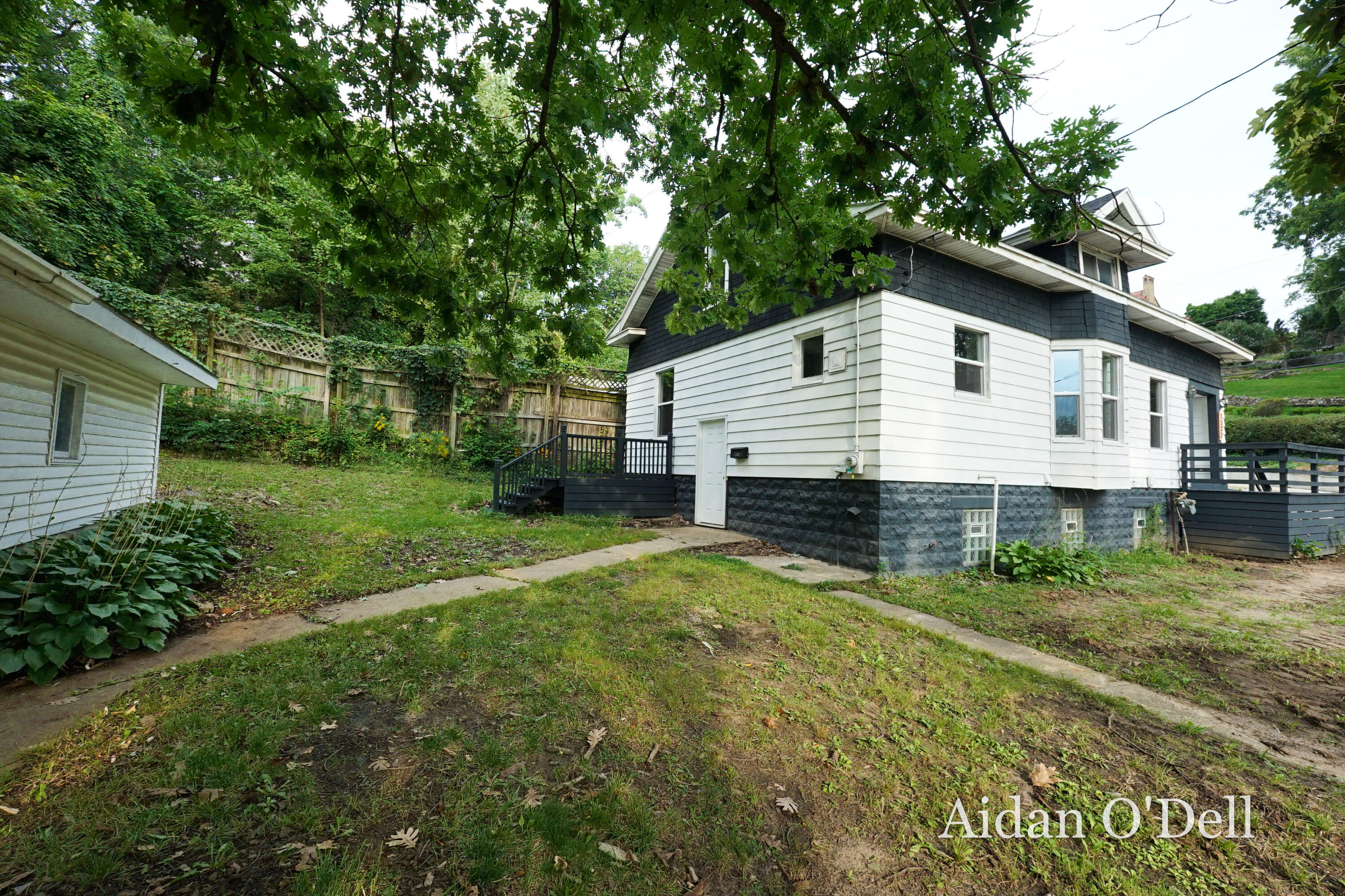 1332 Bridge Street NW Grand Rapids MI 49504