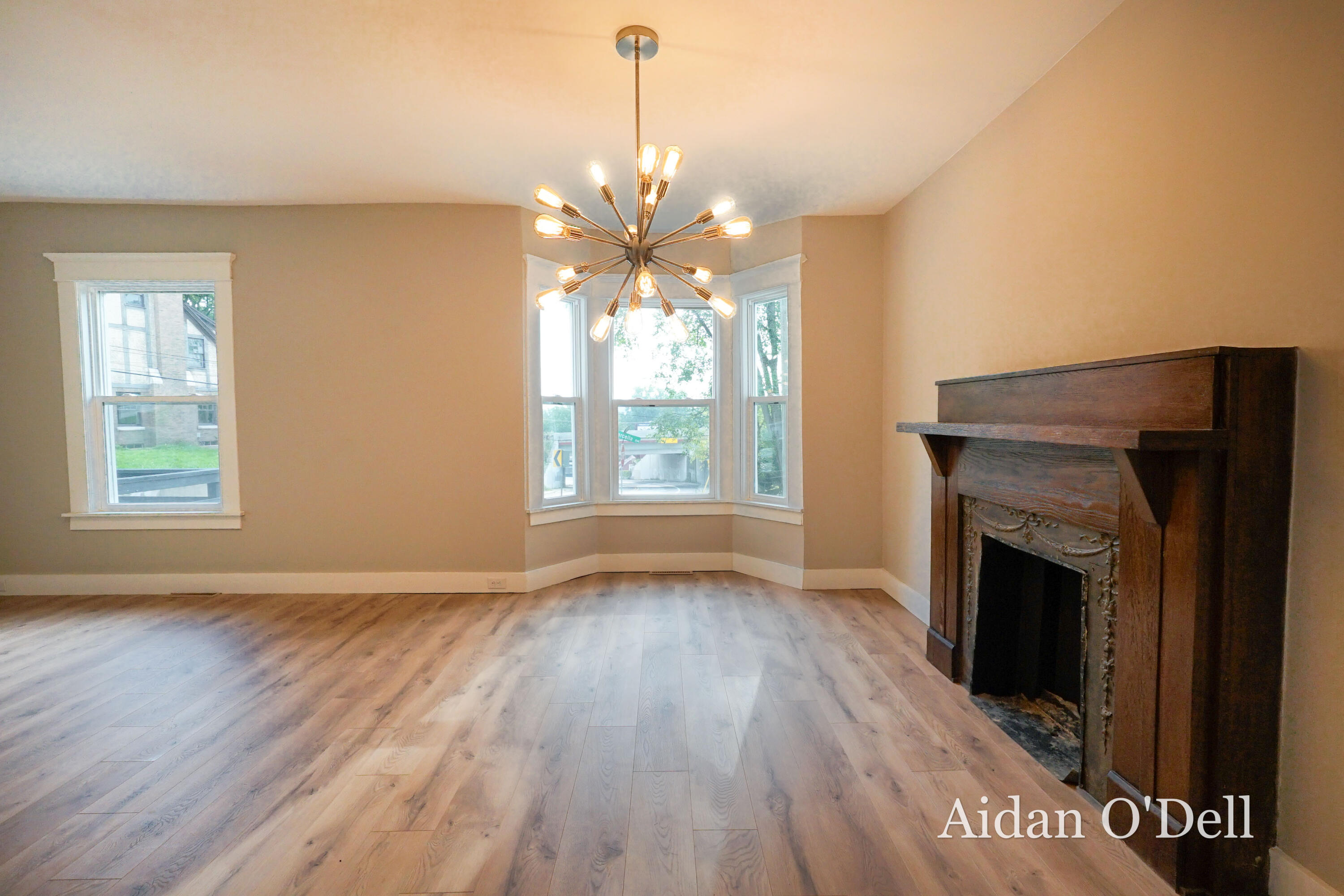 1332 Bridge Street NW Grand Rapids MI 49504