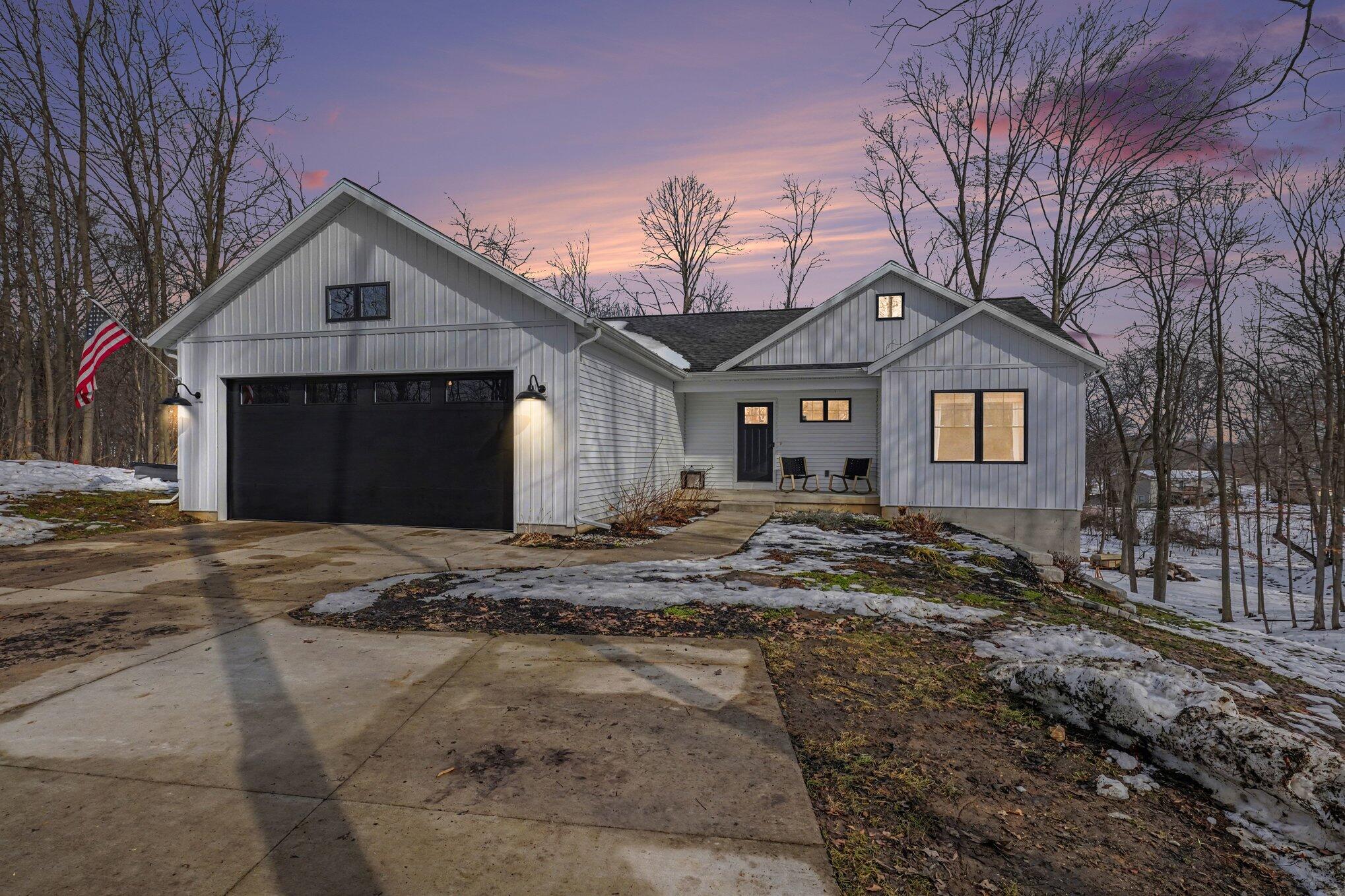 2523 Vanhorn Court Allegan MI 49010