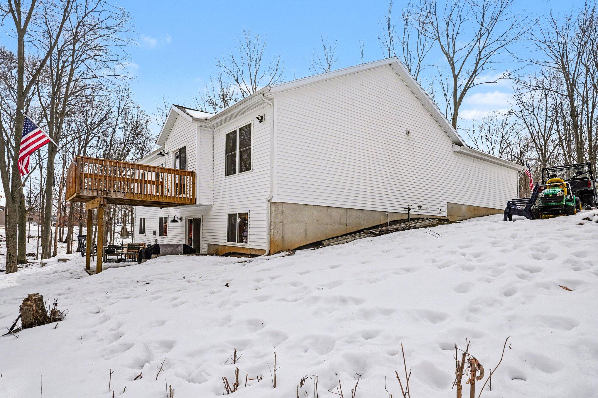 2523 Vanhorn Court Allegan MI 49010