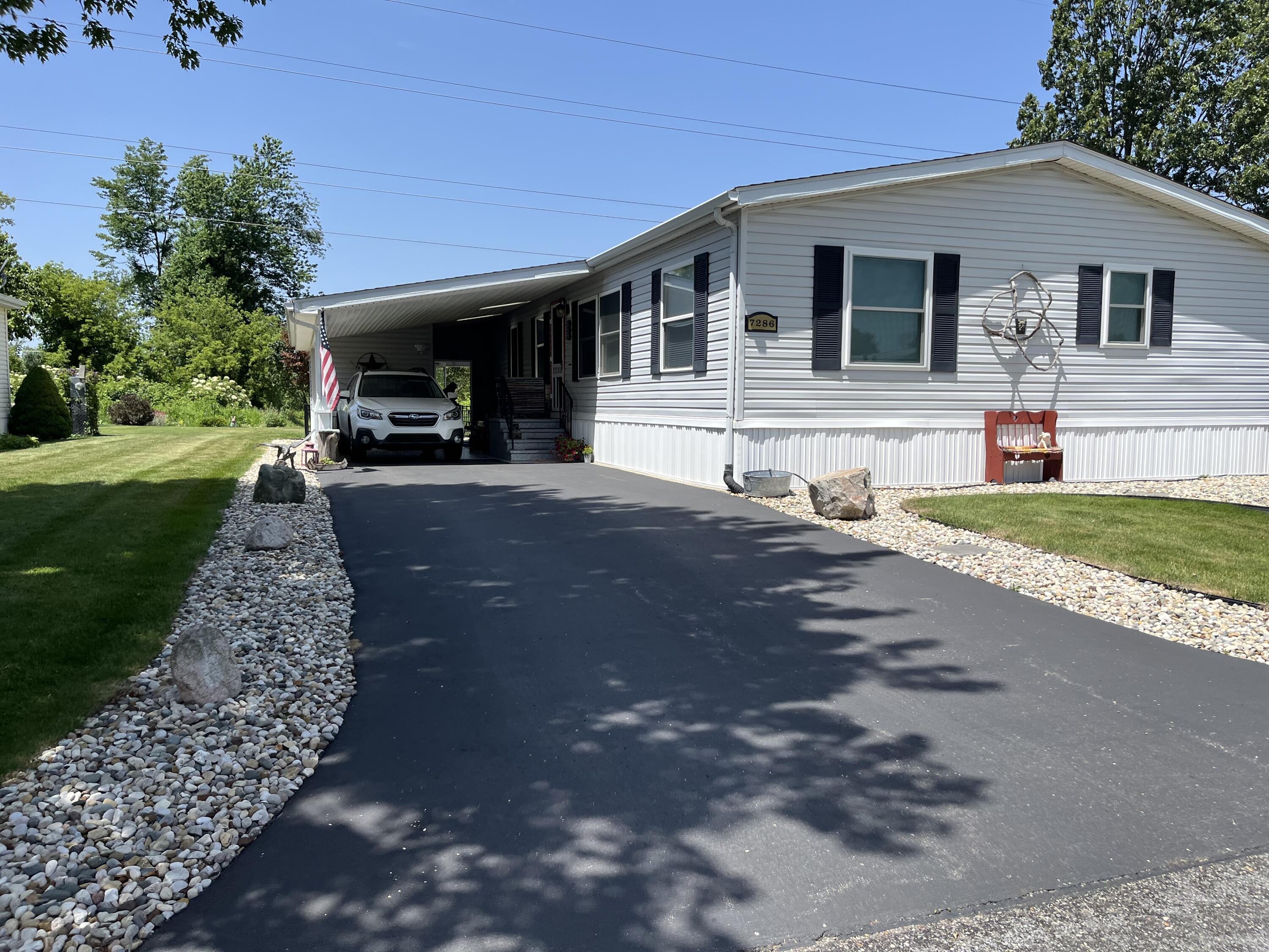 7286 Oak Brook Circle Portage MI 49002