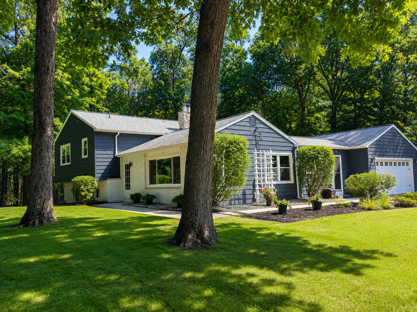 8978 Wendalyn Way Kalamazoo MI 49009