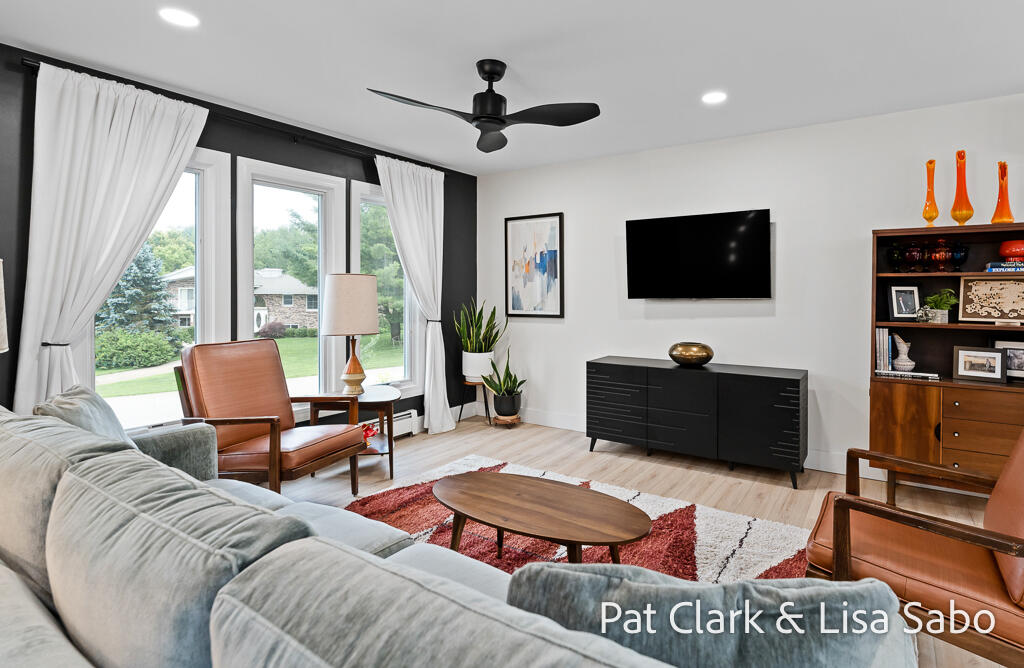 6061 Ridgeview Drive Muskegon MI 49441