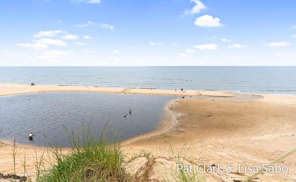 6061 Ridgeview Drive Muskegon MI 49441