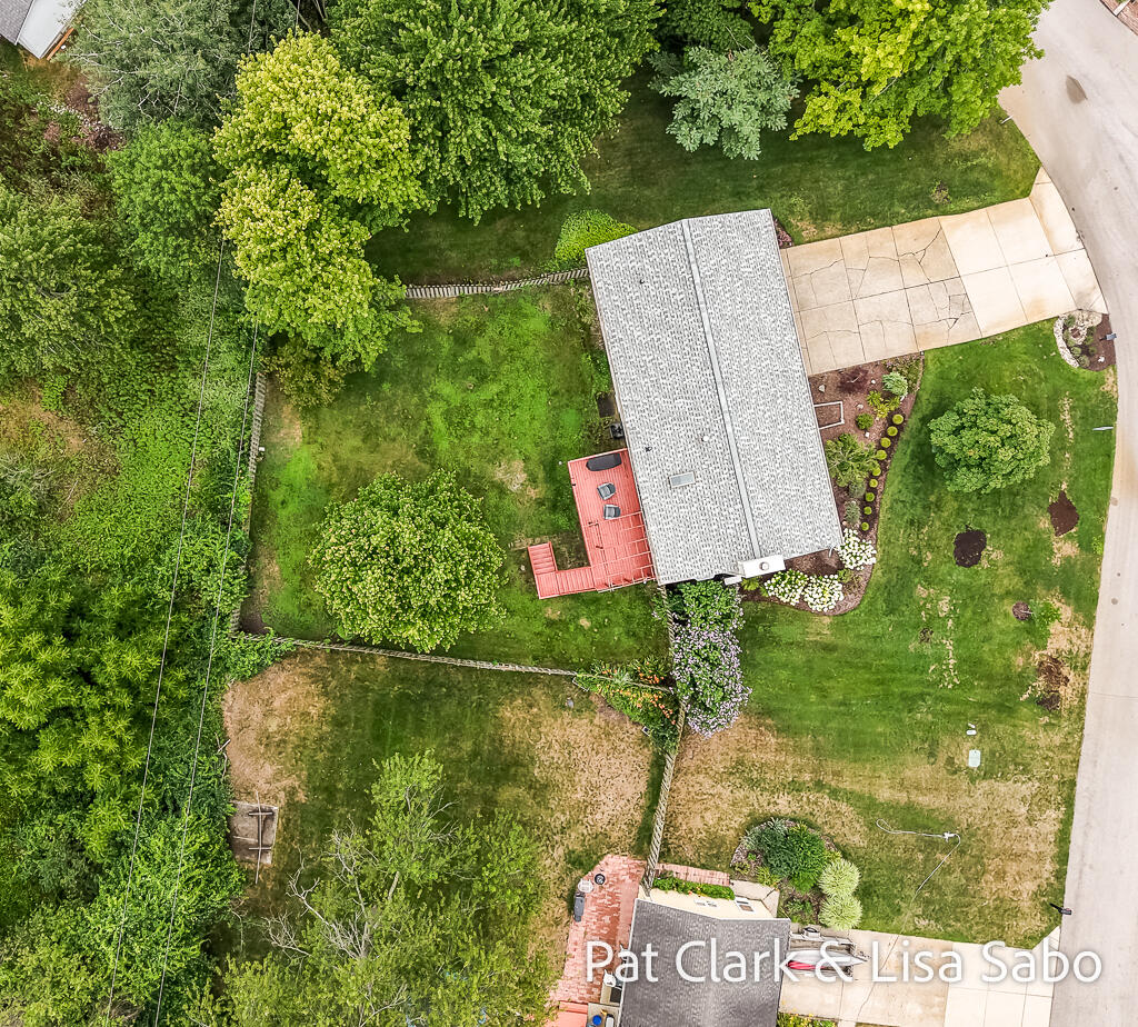 6061 Ridgeview Drive Muskegon MI 49441