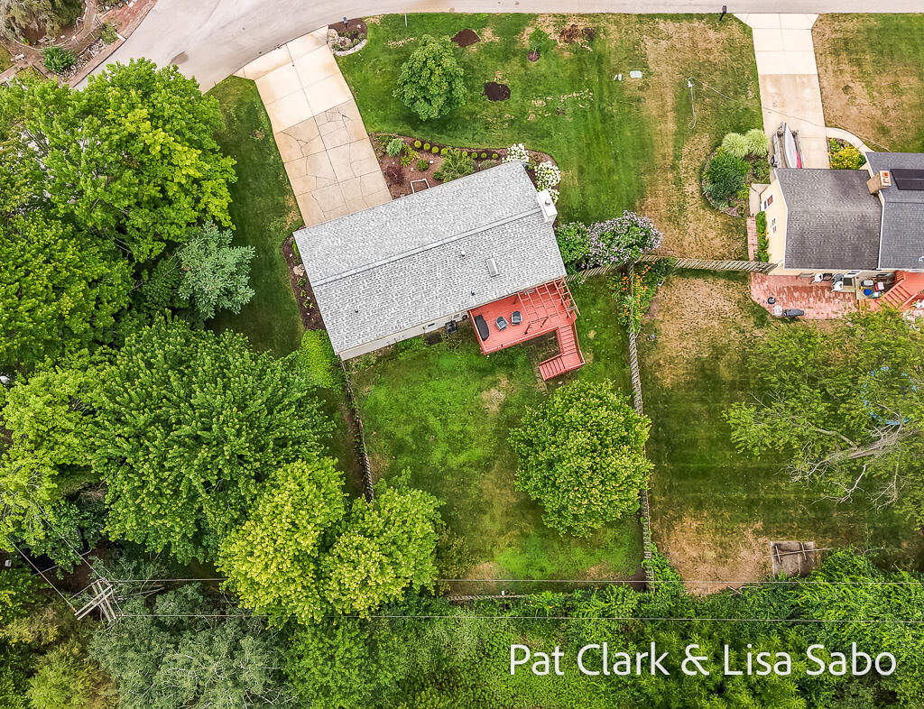 6061 Ridgeview Drive Muskegon MI 49441