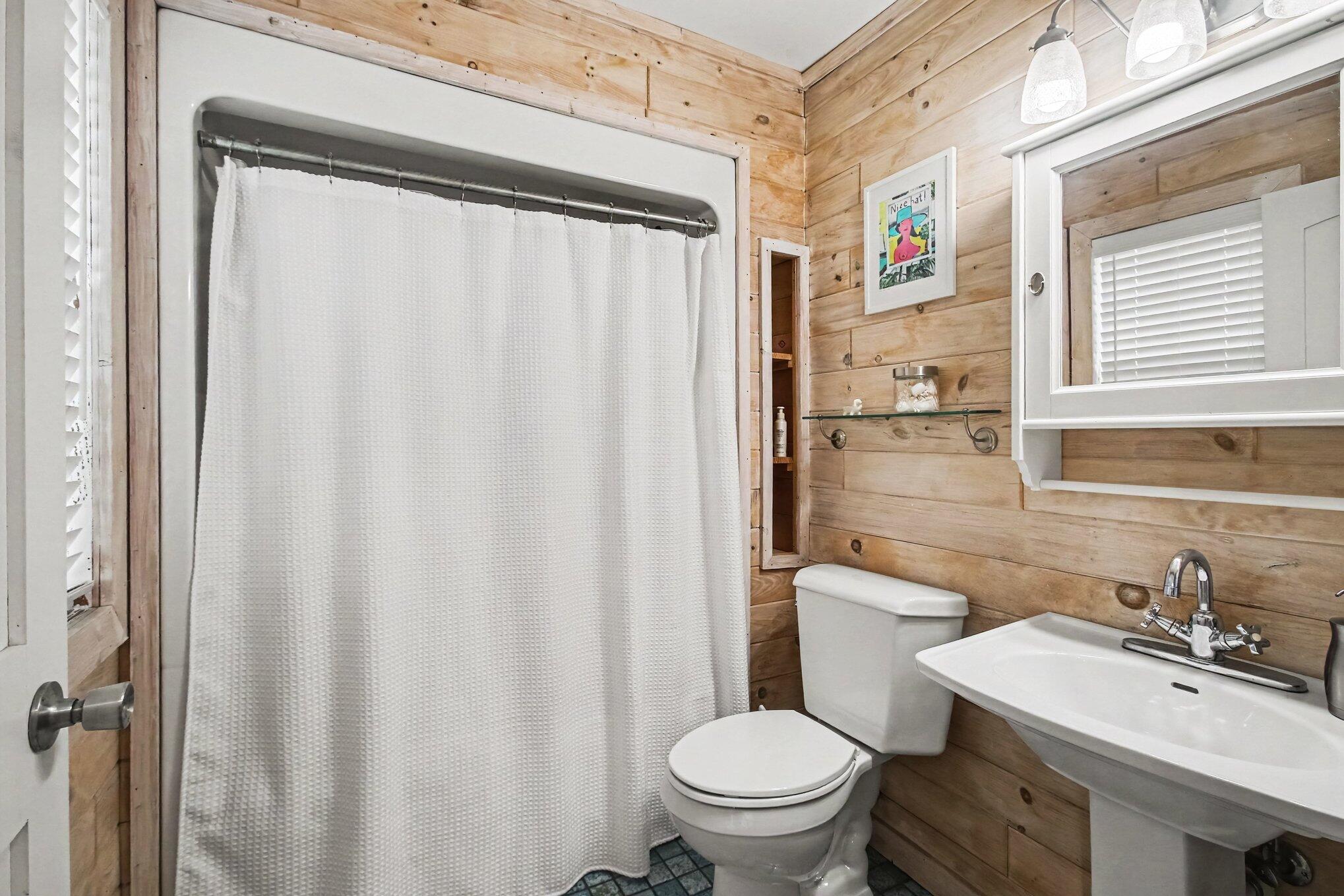 111 Aylworth Court South Haven MI 49090
