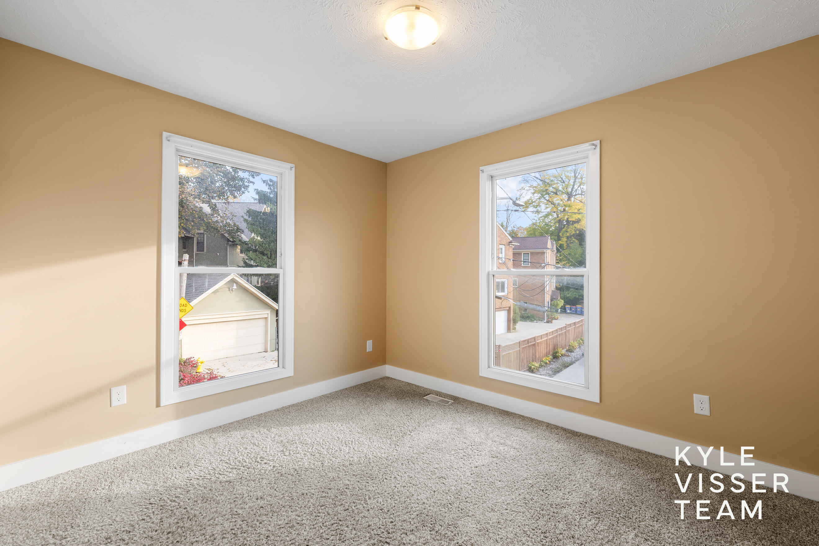 329 Visser Place SE Grand Rapids MI 49506