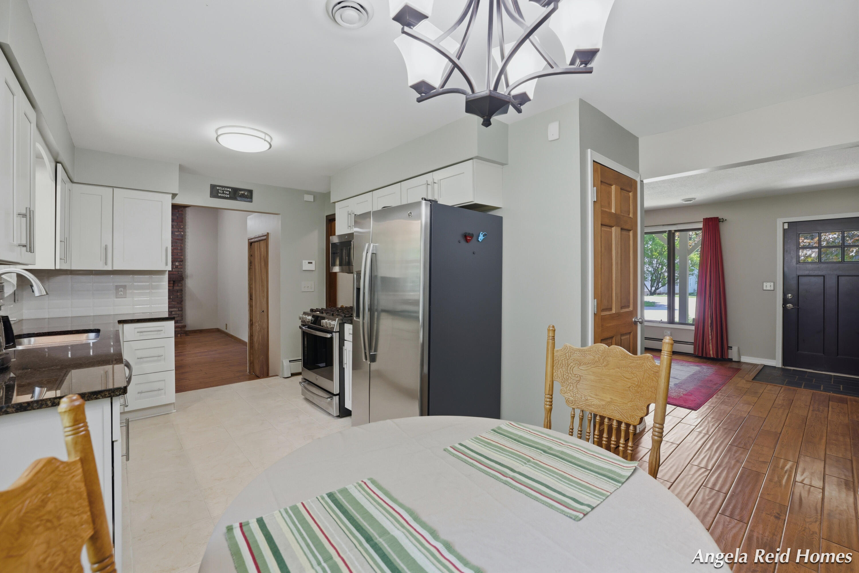 11622 8th Avenue NW Grand Rapids MI 49534