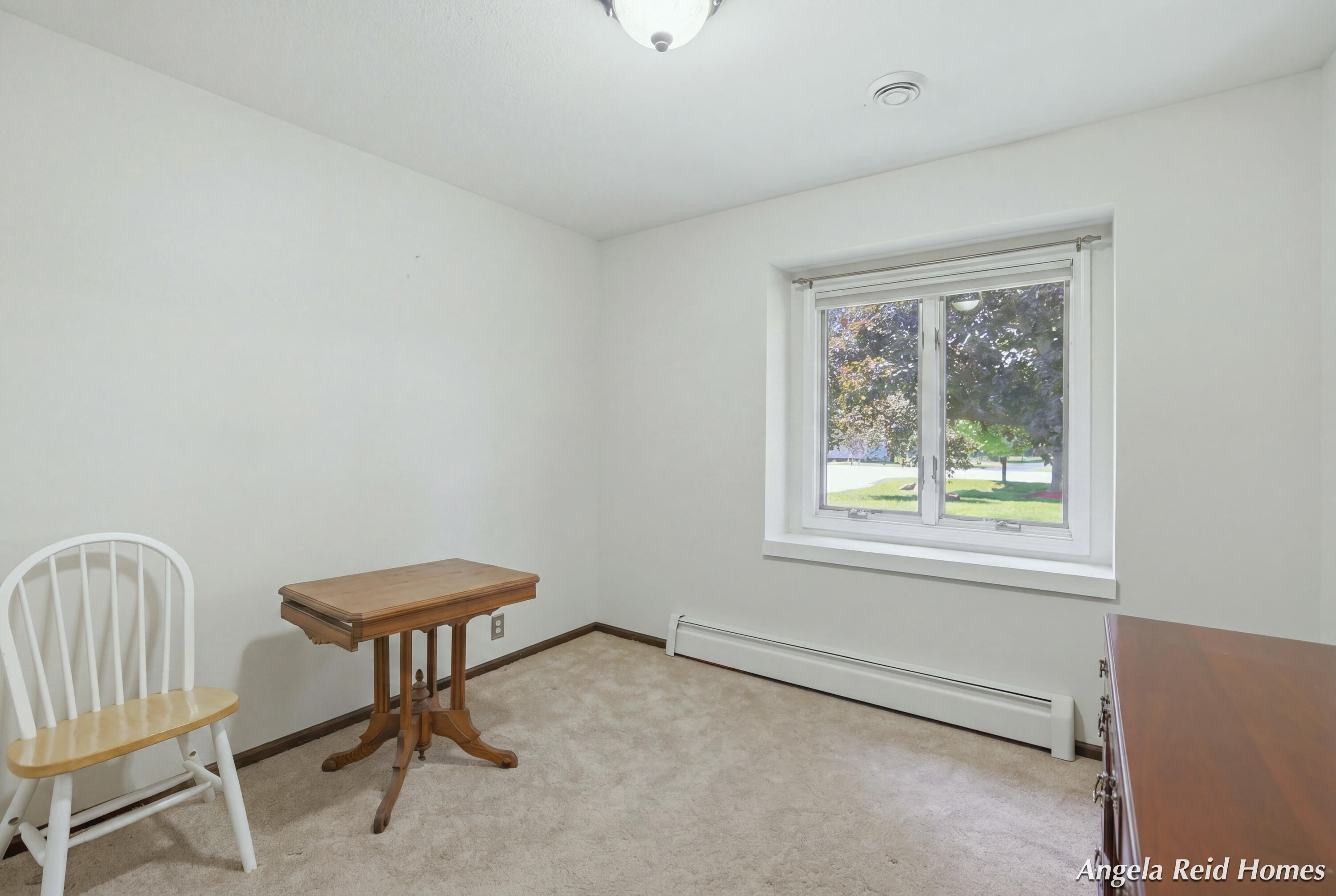 11622 8th Avenue NW Grand Rapids MI 49534