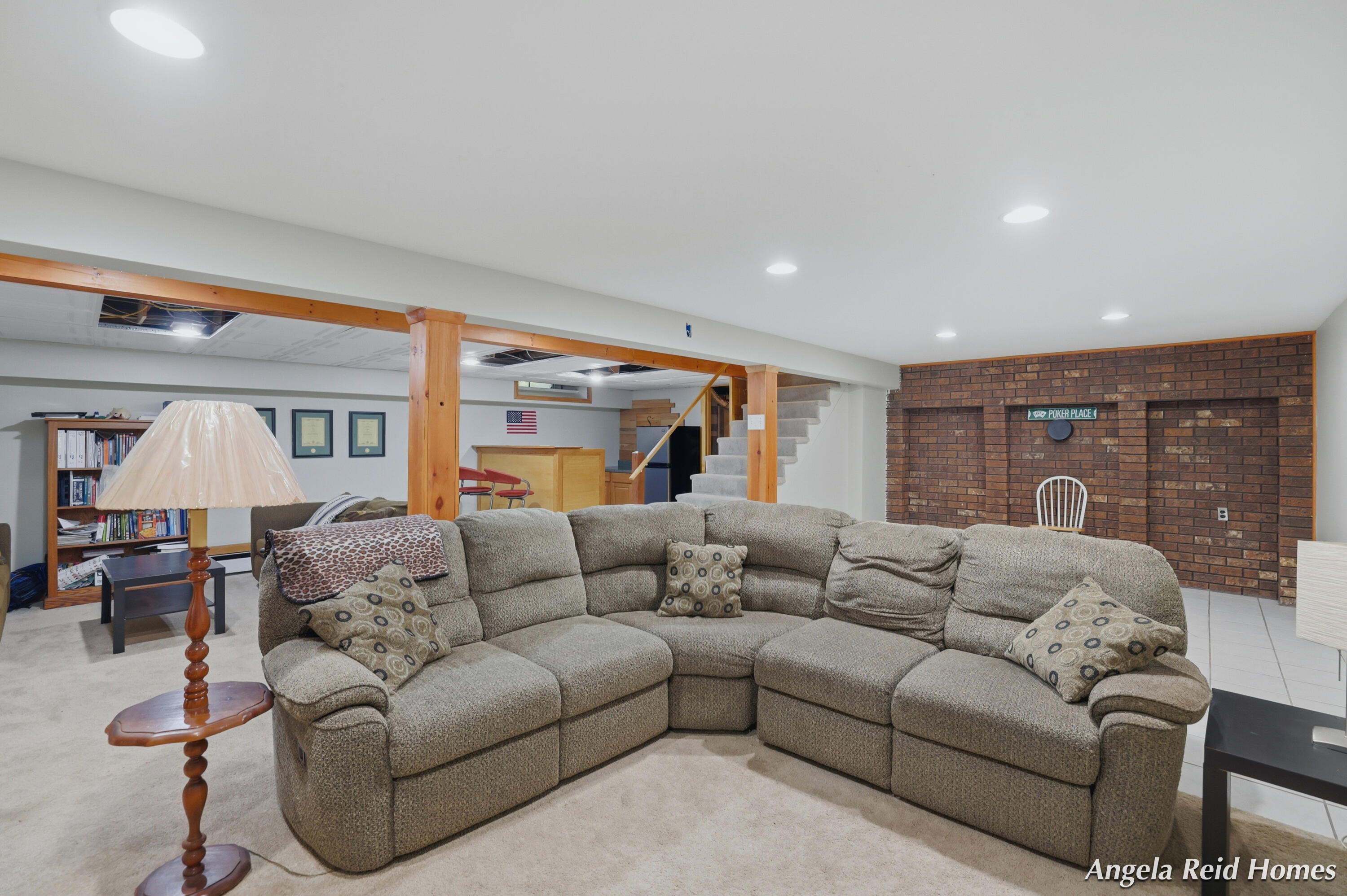 11622 8th Avenue NW Grand Rapids MI 49534