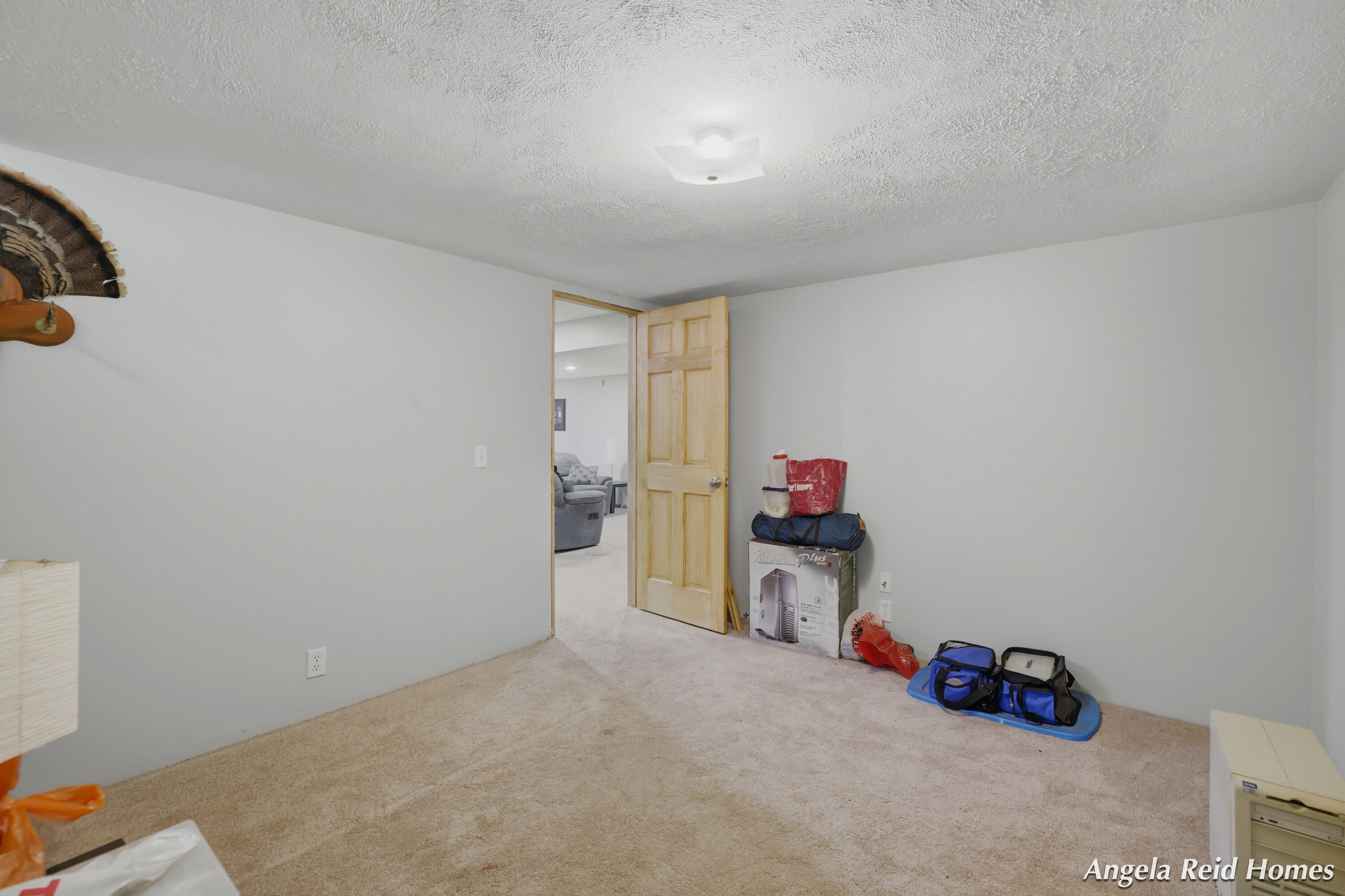 11622 8th Avenue NW Grand Rapids MI 49534