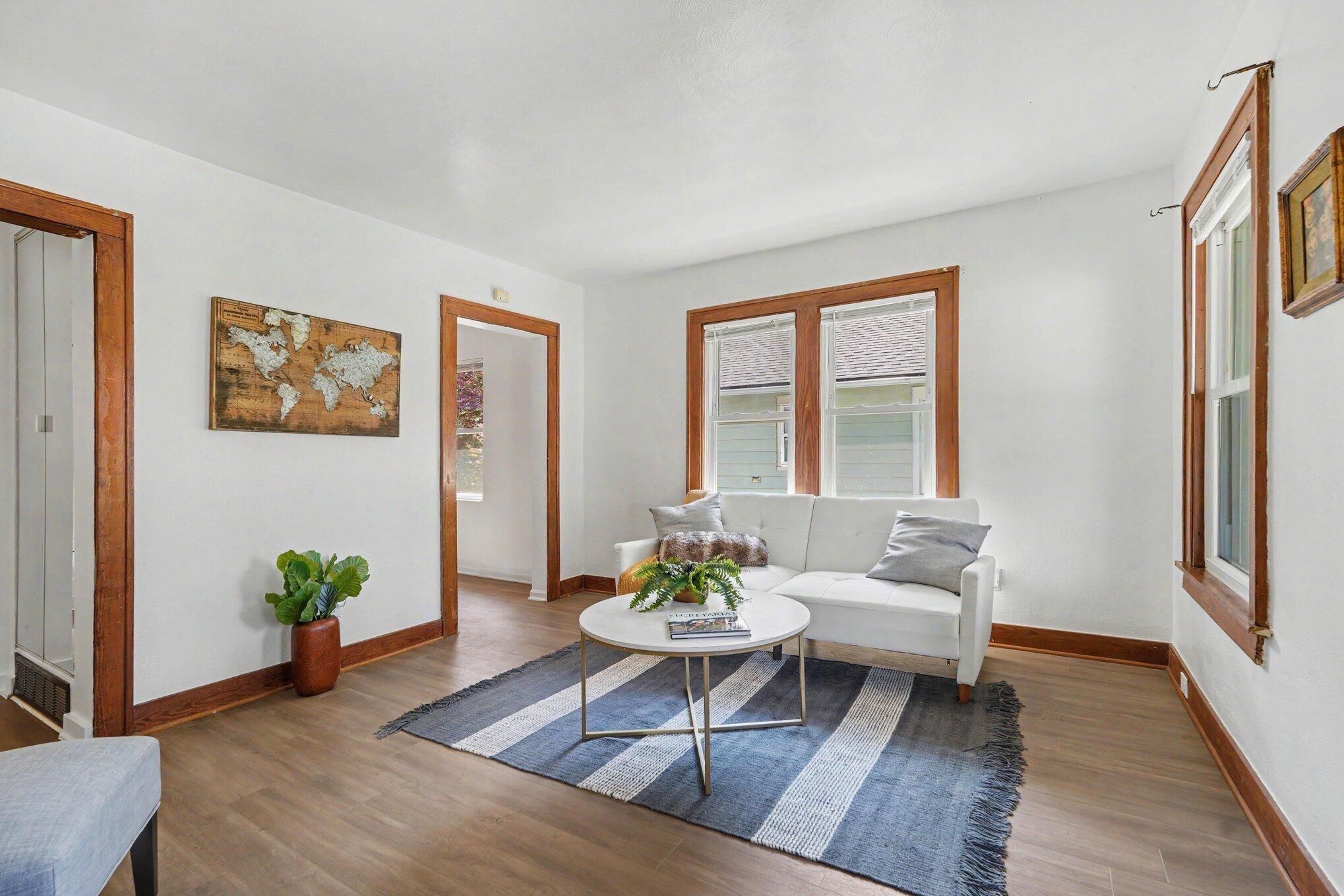 934 Diamond Avenue NE Grand Rapids MI 49503