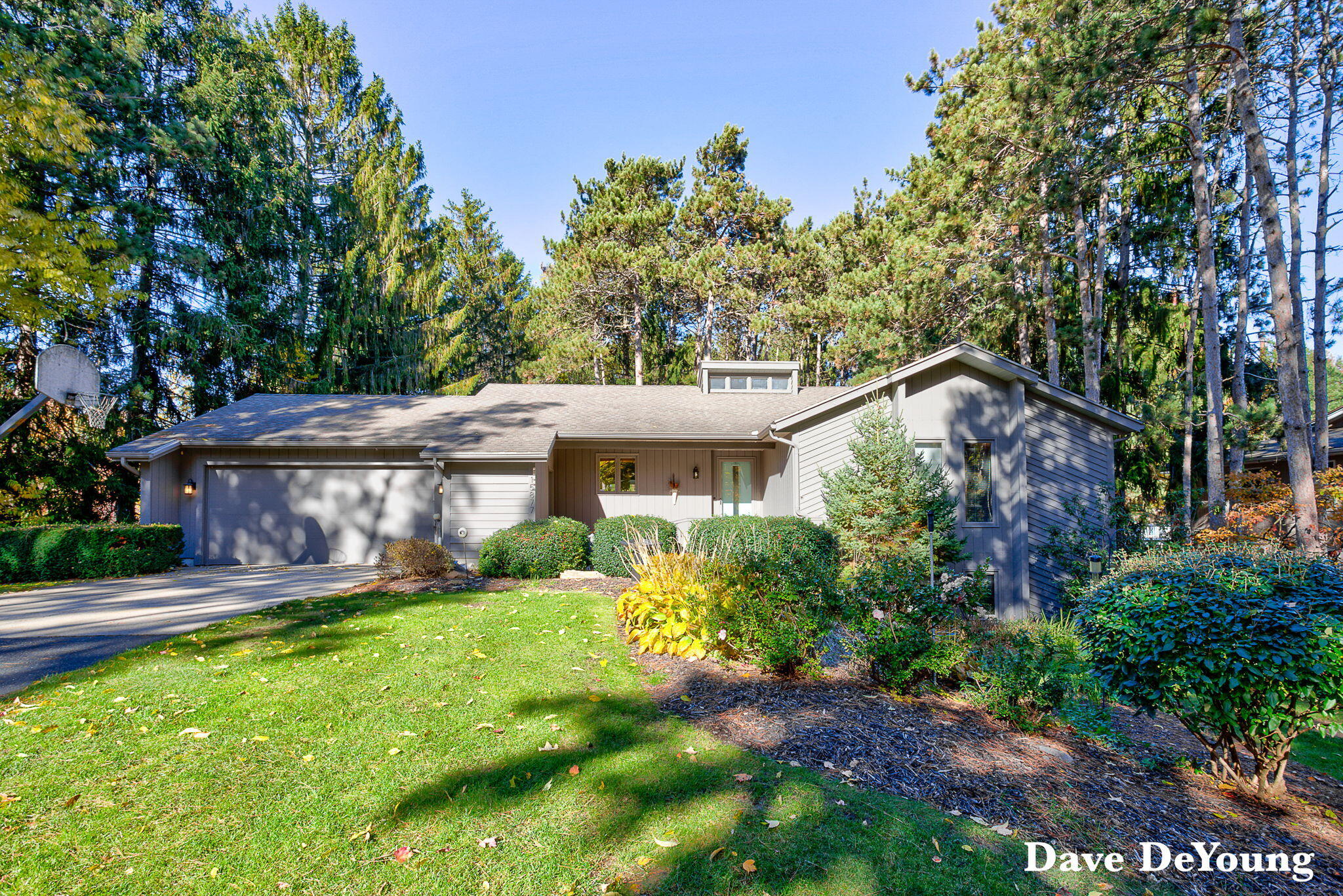 Holland MI, 15877 Fendt Farm Road