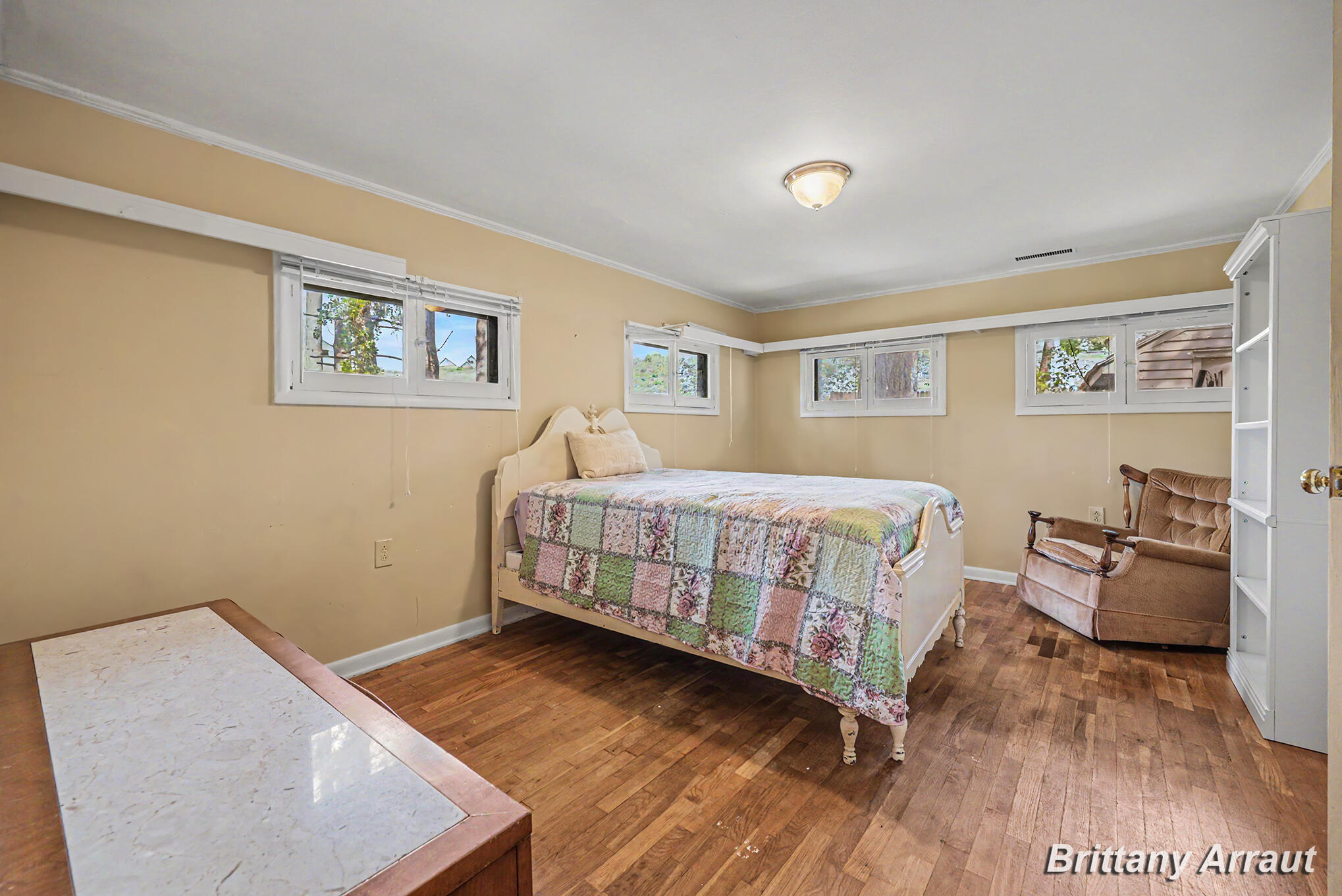 2027 Valentine Street NE Grand Rapids MI 49525