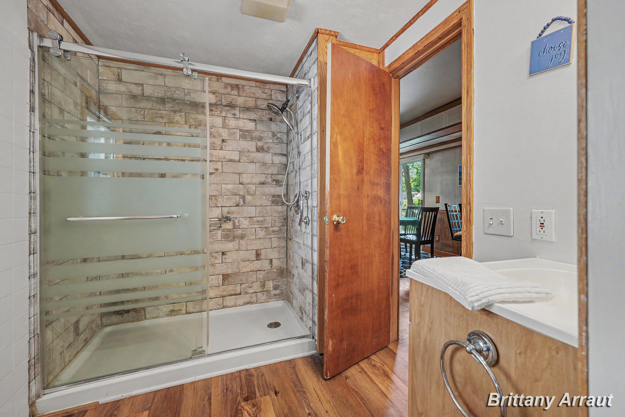 2027 Valentine Street NE Grand Rapids MI 49525