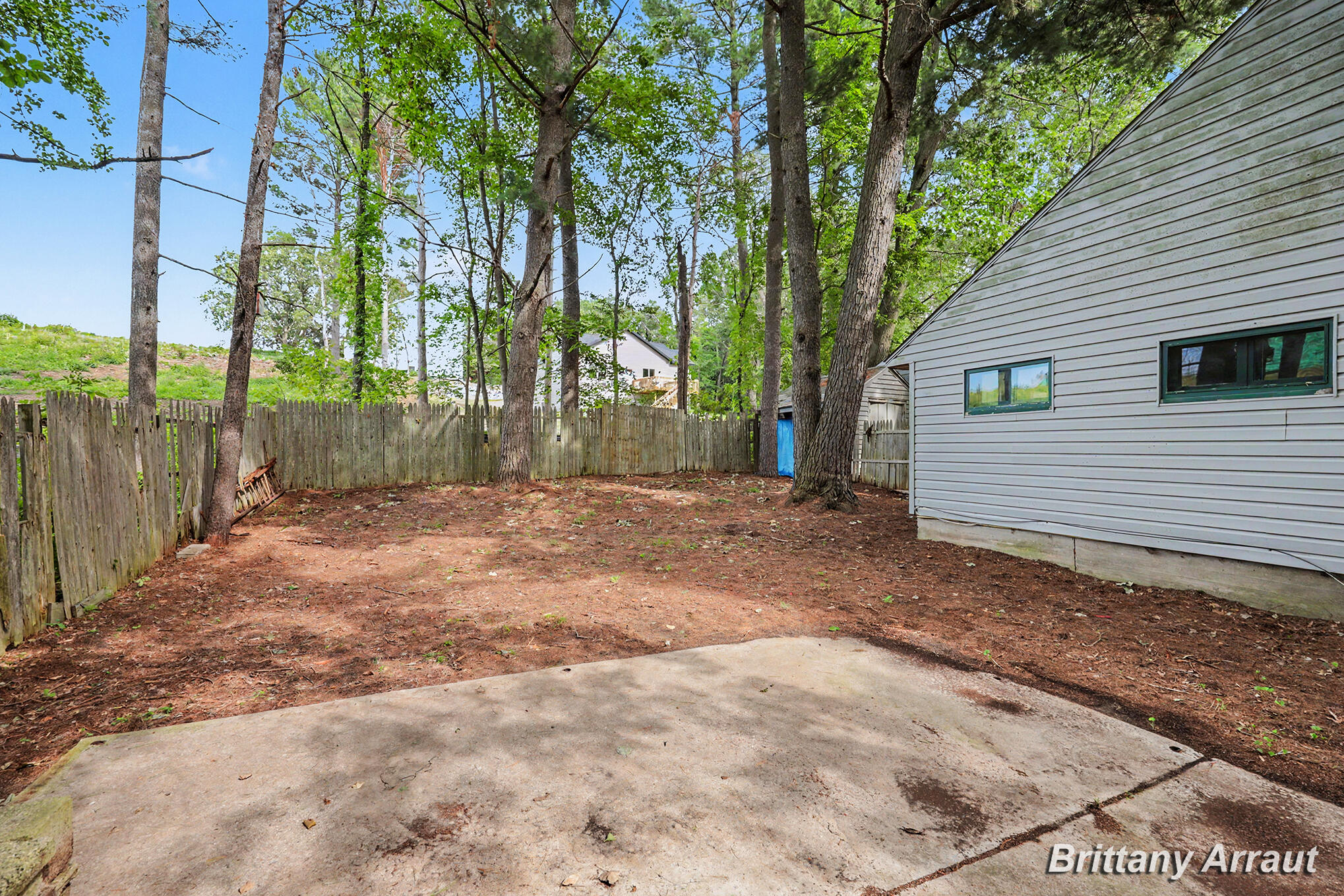 2027 Valentine Street NE Grand Rapids MI 49525