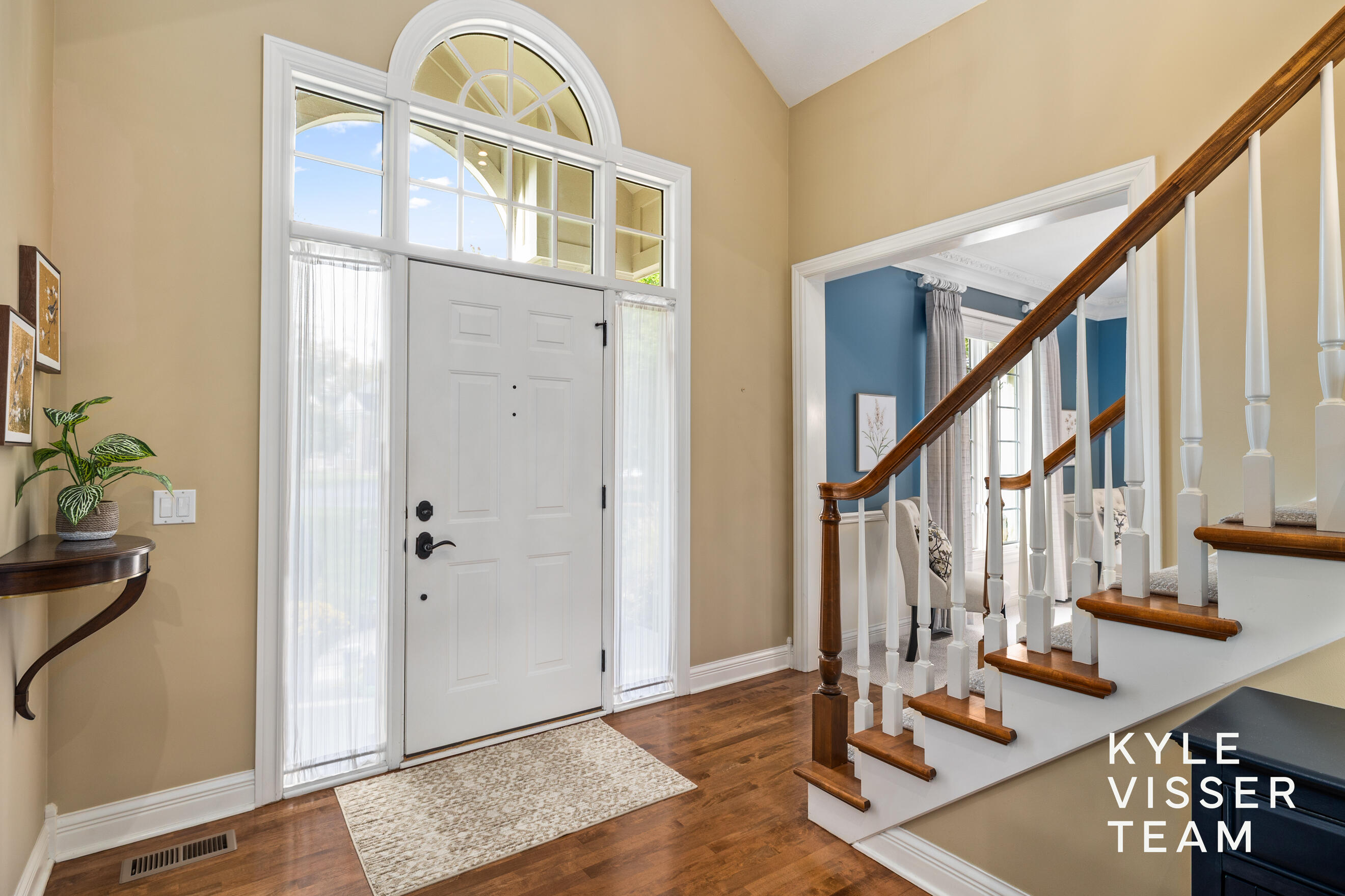4804 Tall Pines Drive SE Grand Rapids MI 49546