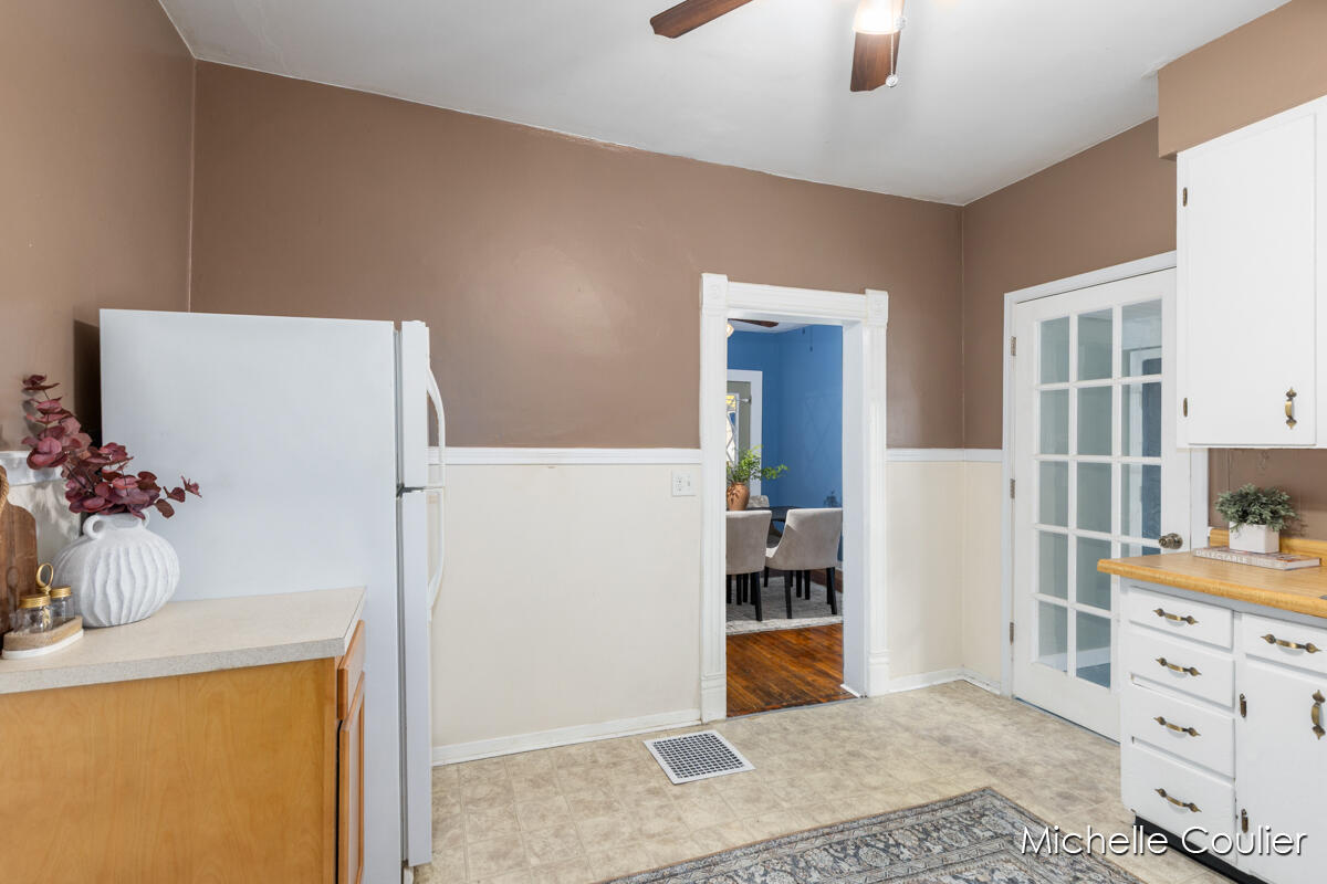 820 5th Street NW Grand Rapids MI 49504