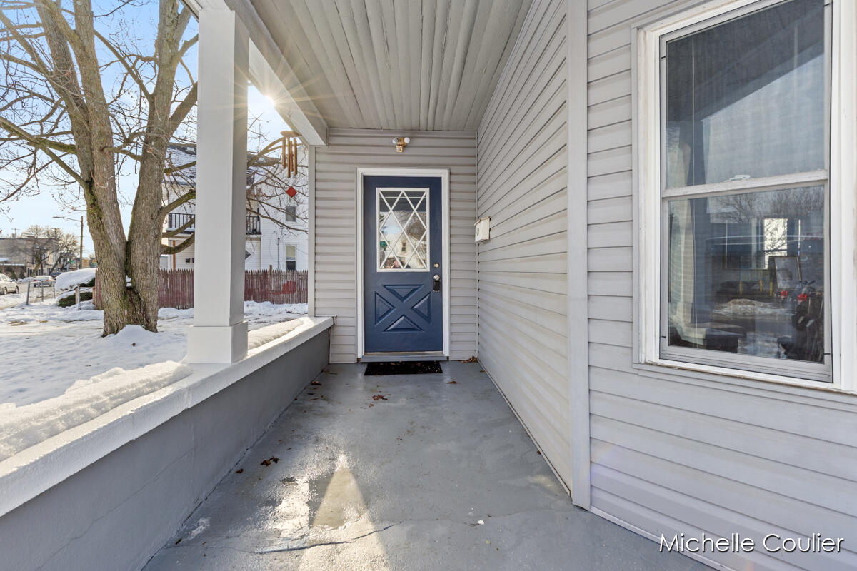 820 5th Street NW Grand Rapids MI 49504