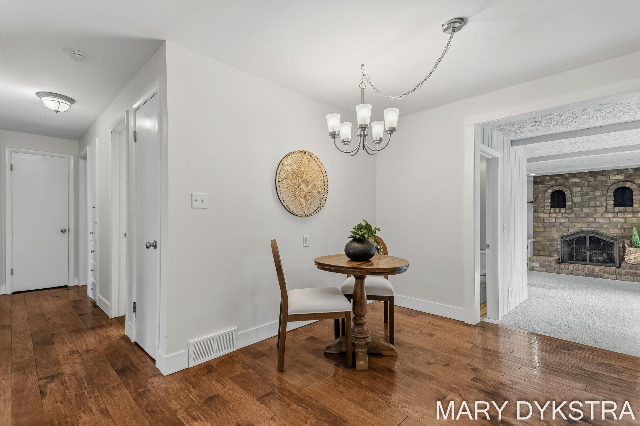 585 Huizenga Avenue Zeeland MI 49464