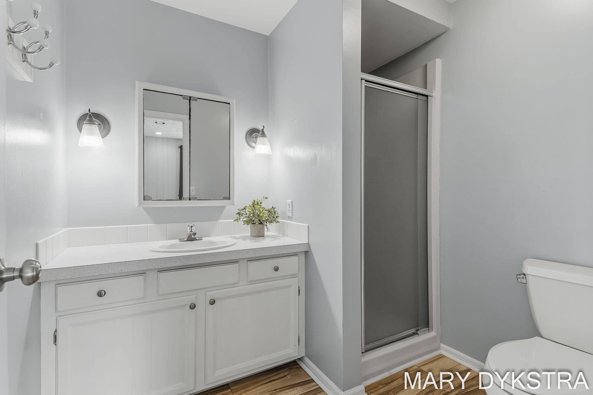 585 Huizenga Avenue Zeeland MI 49464