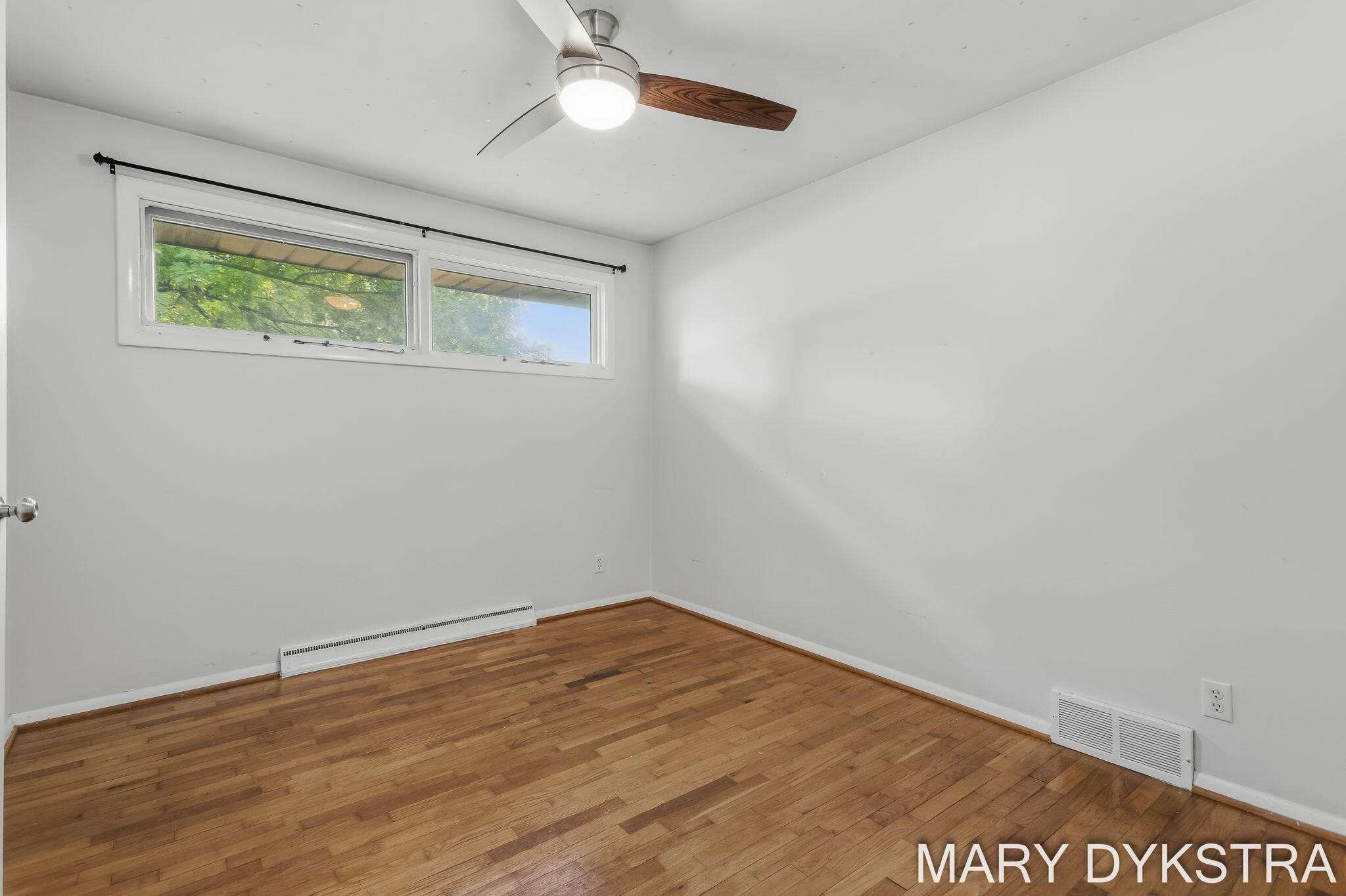 585 Huizenga Avenue Zeeland MI 49464