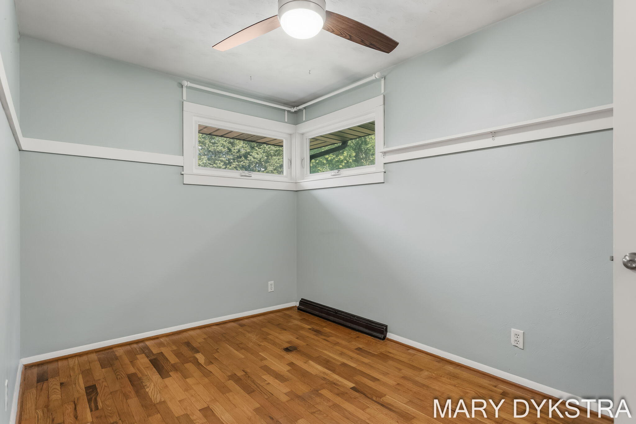 585 Huizenga Avenue Zeeland MI 49464