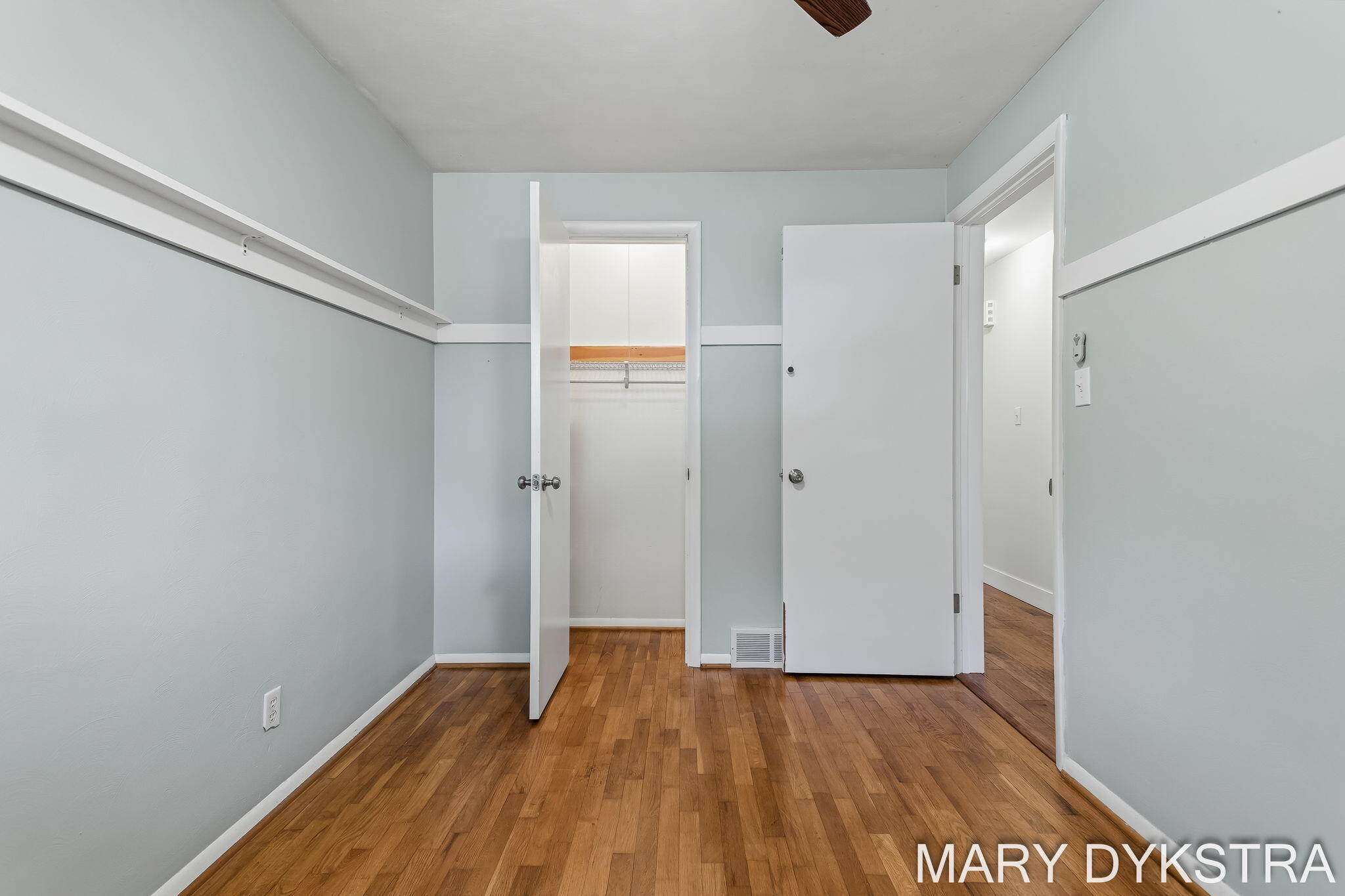585 Huizenga Avenue Zeeland MI 49464