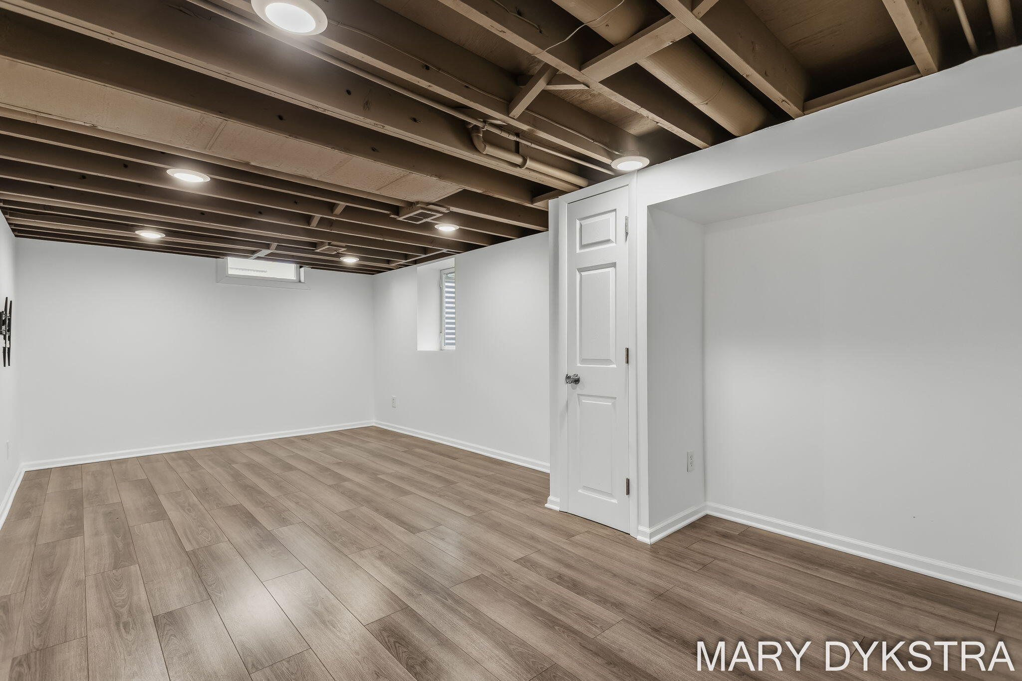 585 Huizenga Avenue Zeeland MI 49464