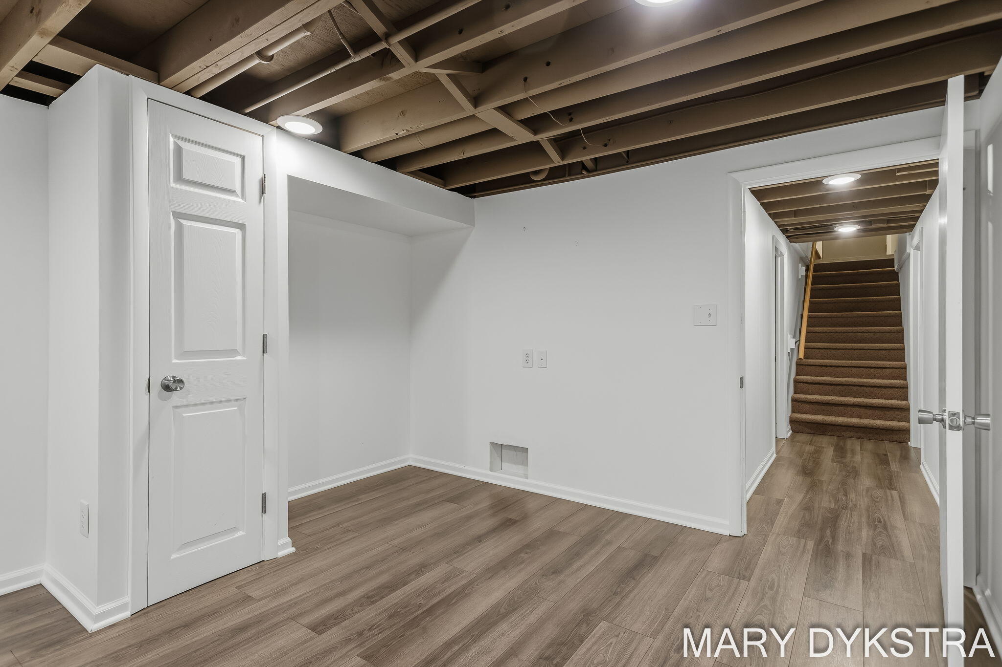585 Huizenga Avenue Zeeland MI 49464