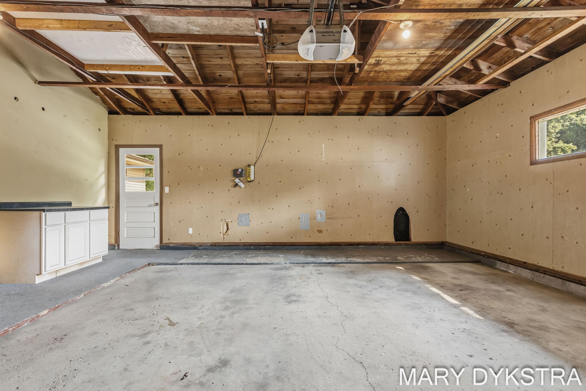 585 Huizenga Avenue Zeeland MI 49464