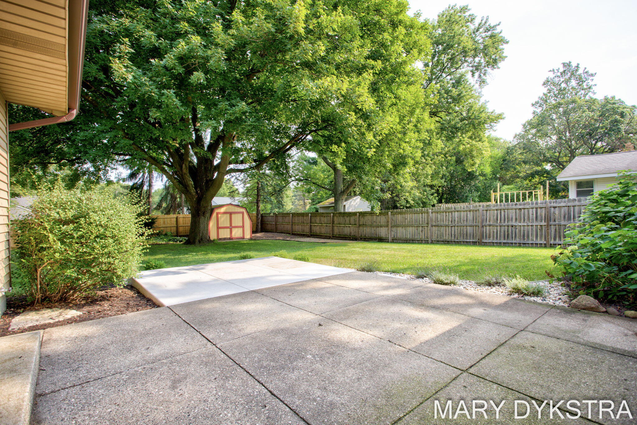585 Huizenga Avenue Zeeland MI 49464