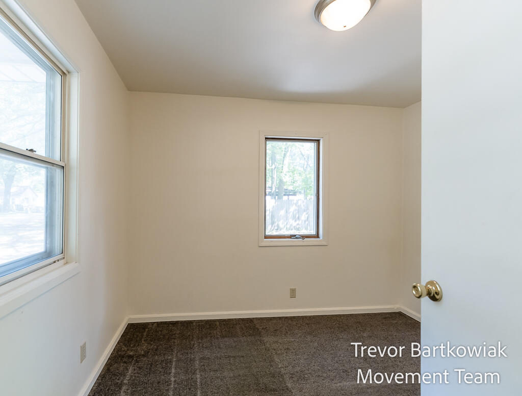 2948 Valley Street Muskegon MI 49444