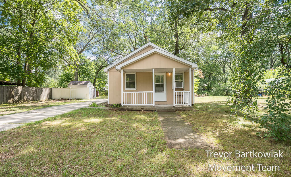 2948 Valley Street Muskegon MI 49444