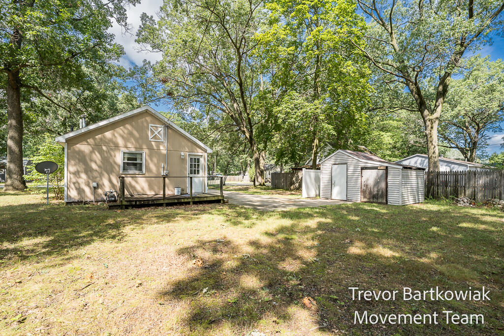 2948 Valley Street Muskegon MI 49444
