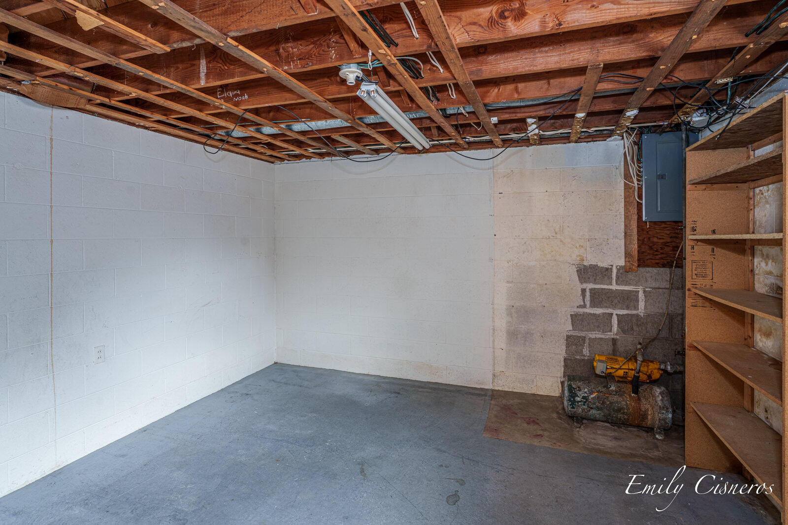 1374 Wagner Avenue Muskegon MI 49445