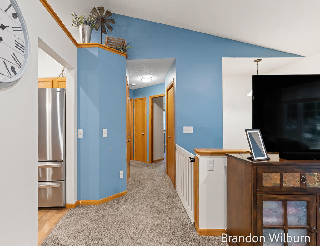 938 Kusterer Drive NW Grand Rapids MI 49534